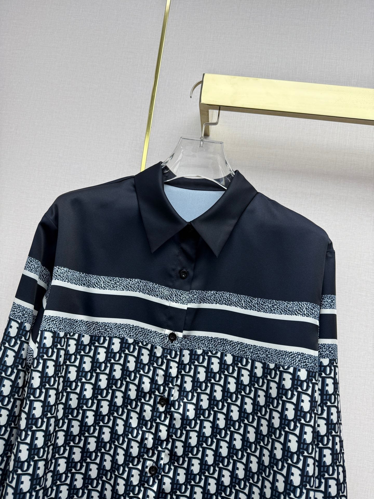 Printed color-blocked shirt