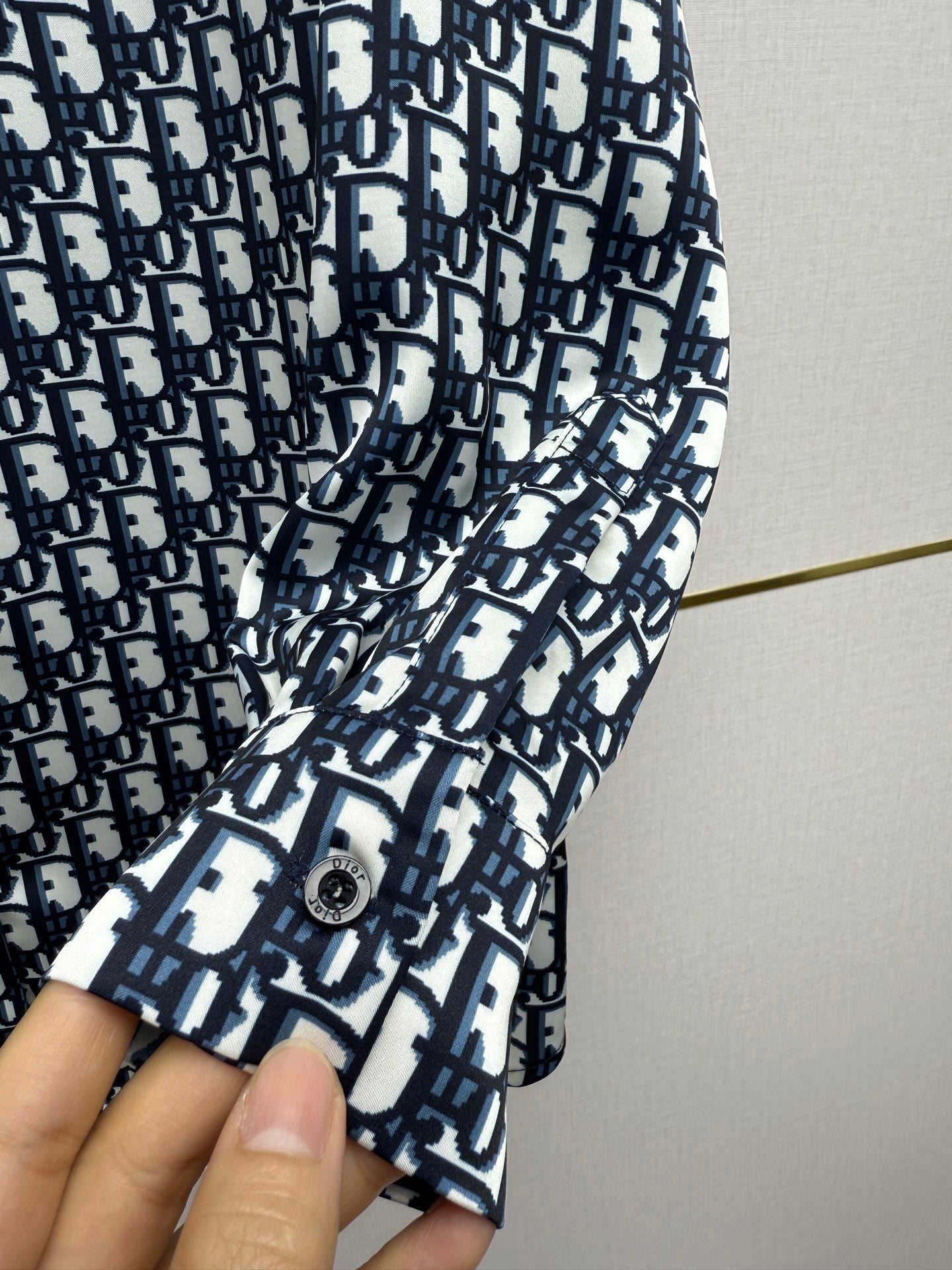 Printed color-blocked shirt