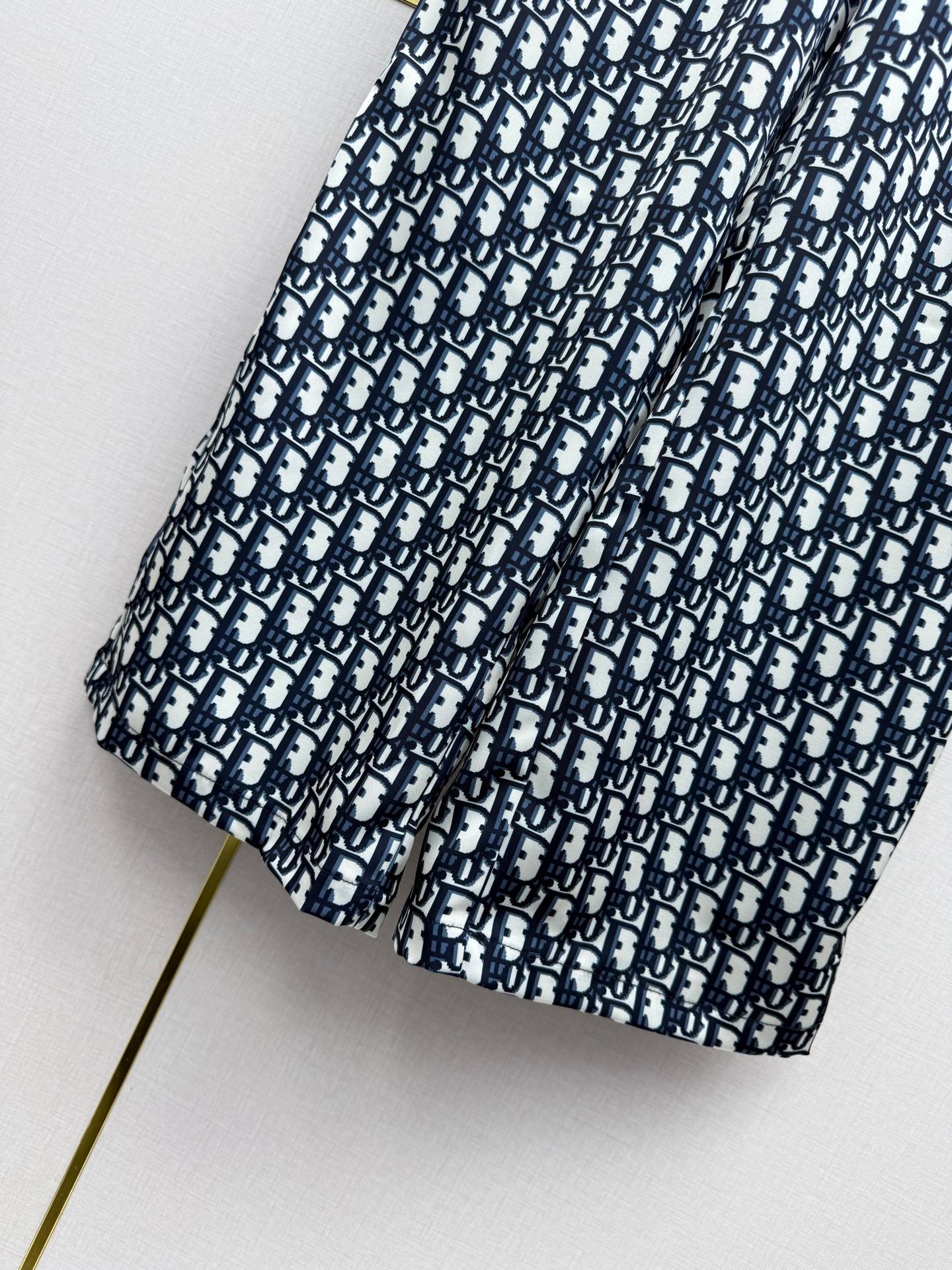 Printed color-blocked pants