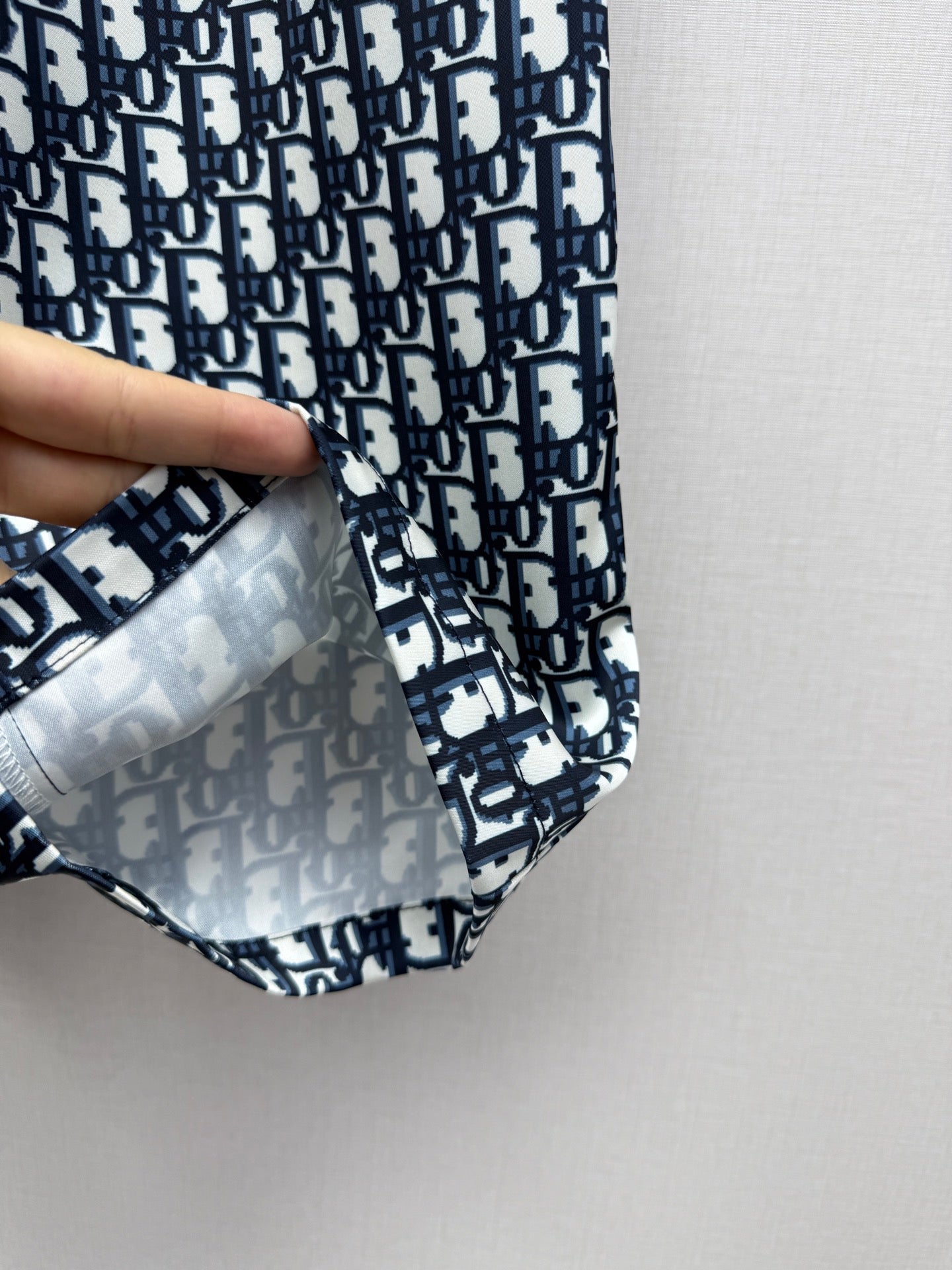 Printed color-blocked pants