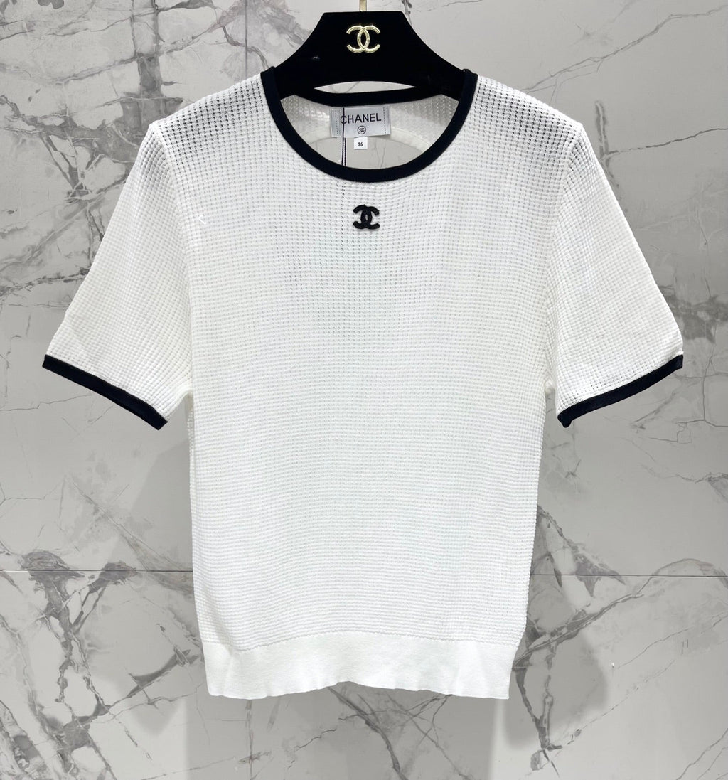 Color-blocked, openwork crew neck short-sleeved top