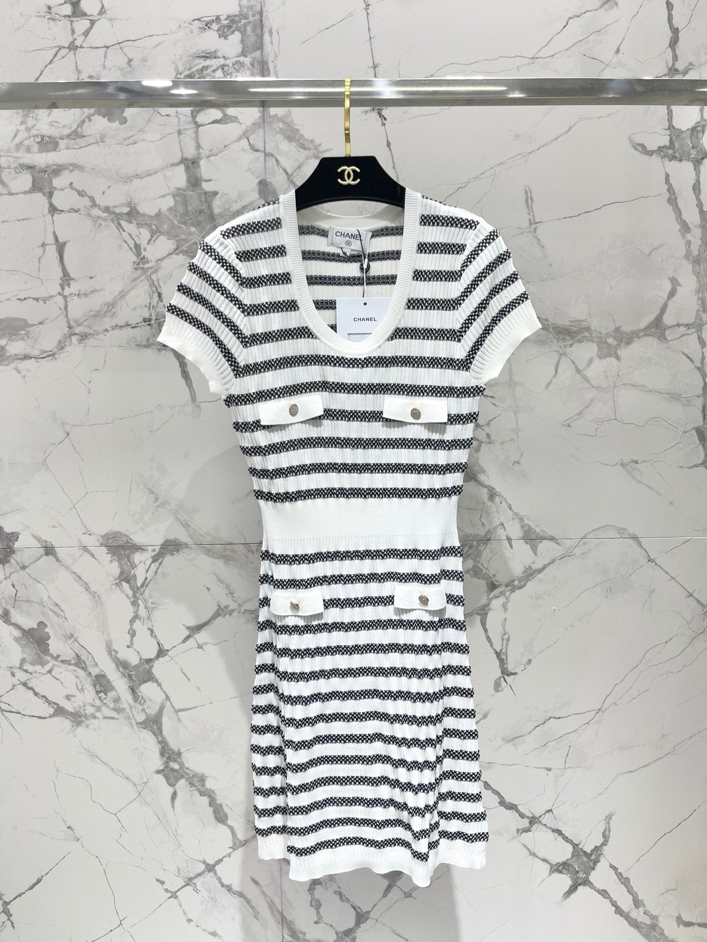 Striped, fitted, waist-cinching short pencil skirt