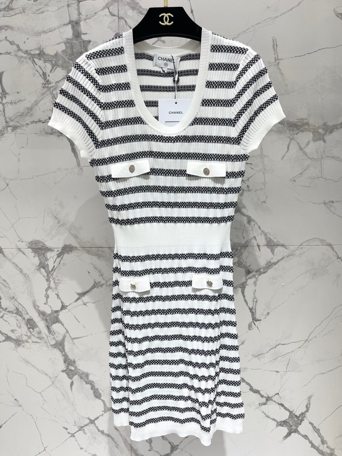 Striped, fitted, waist-cinching short pencil skirt