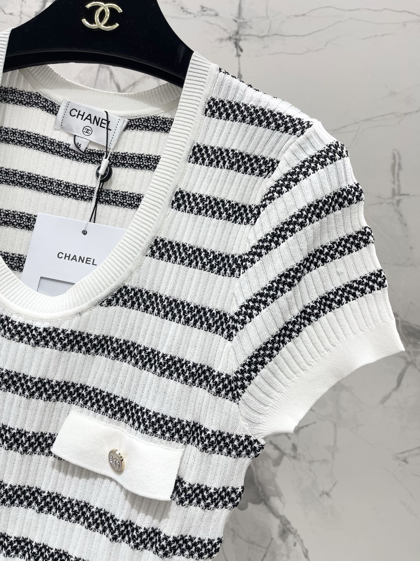 Striped, fitted, waist-cinching short pencil skirt