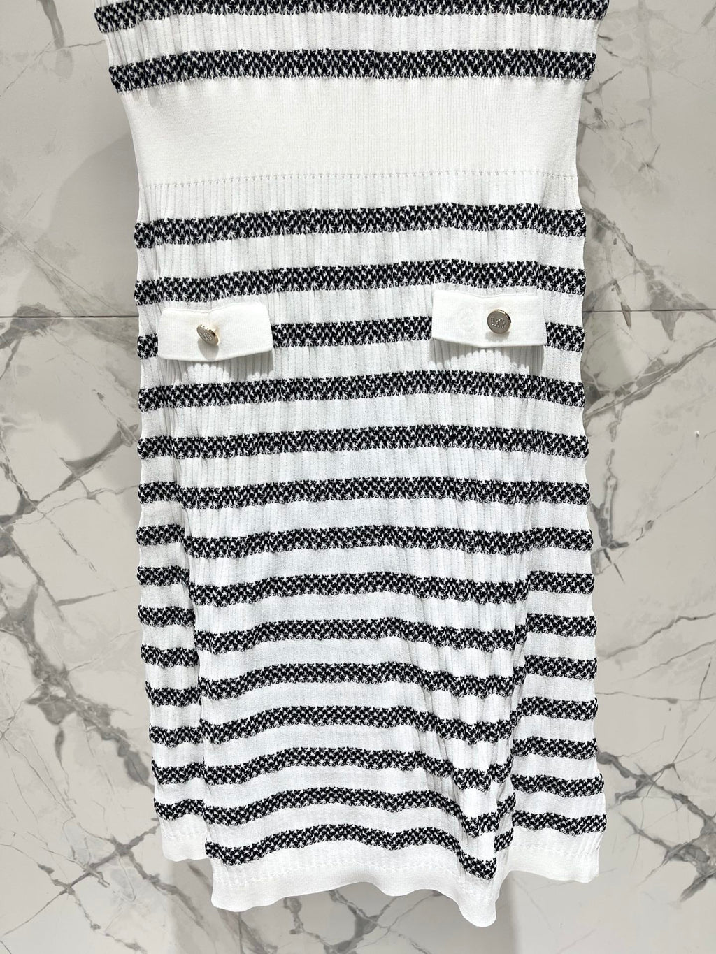 Striped, fitted, waist-cinching short pencil skirt