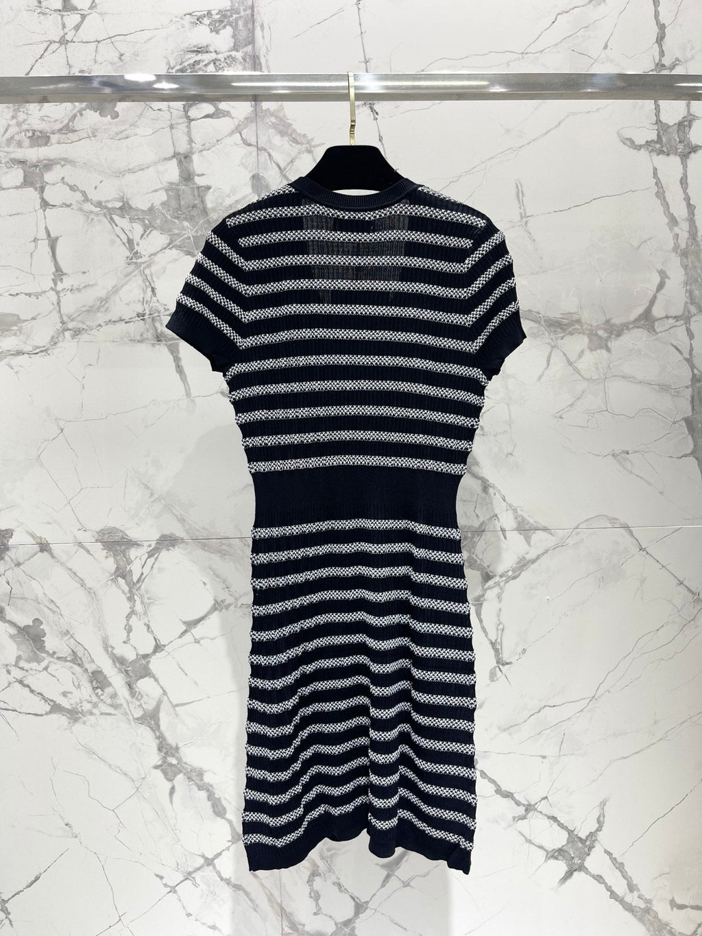 Striped, fitted, waist-cinching short pencil skirt