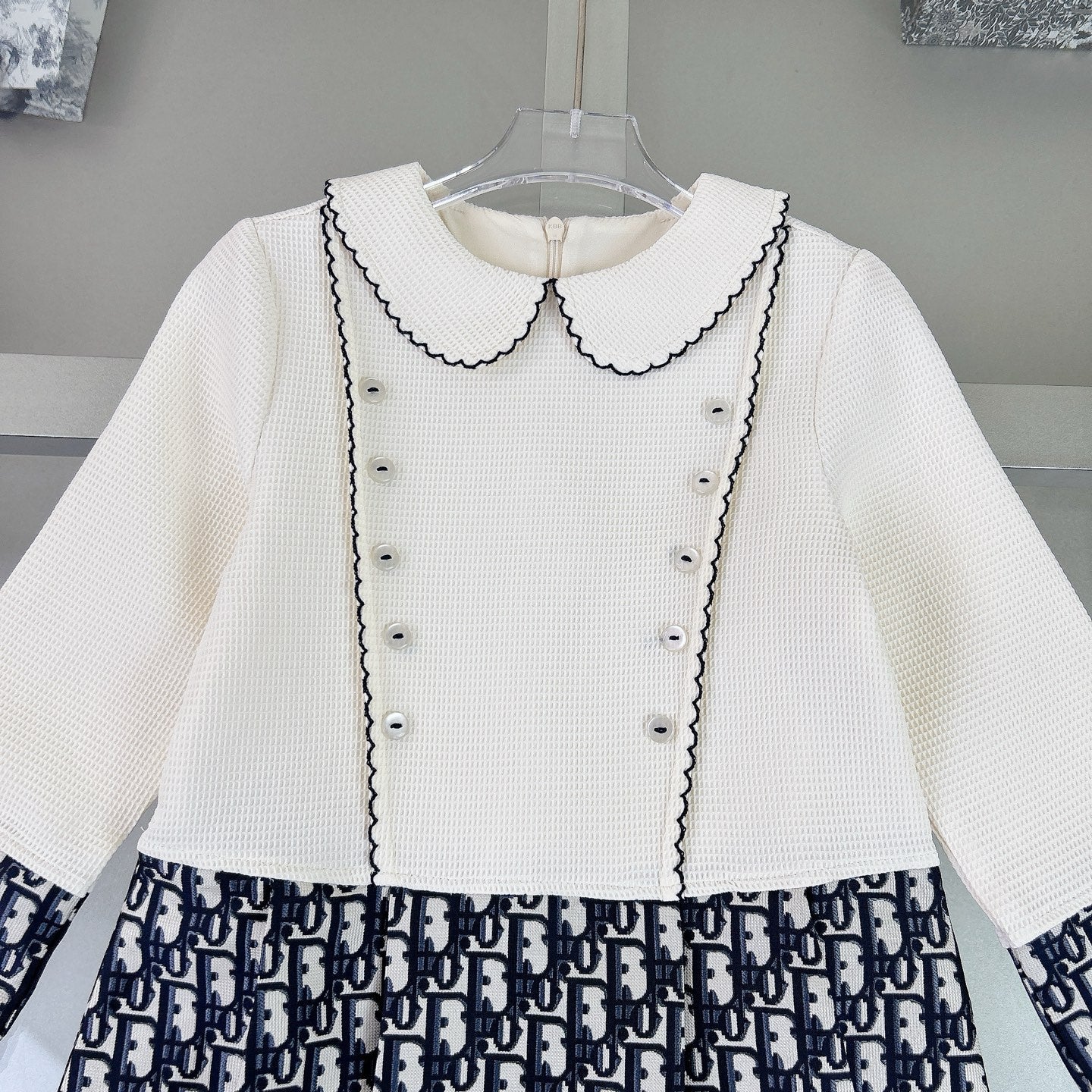 Peter Pan collar dress