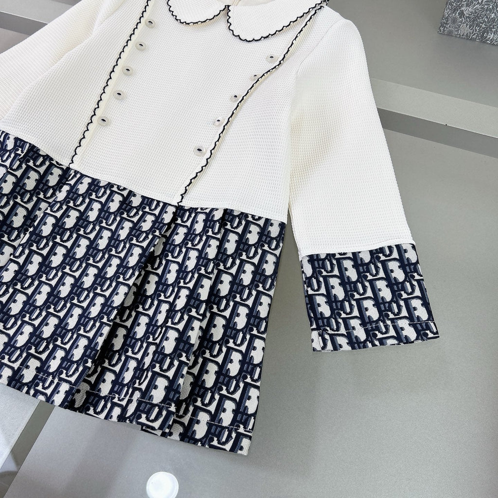 Peter Pan collar dress