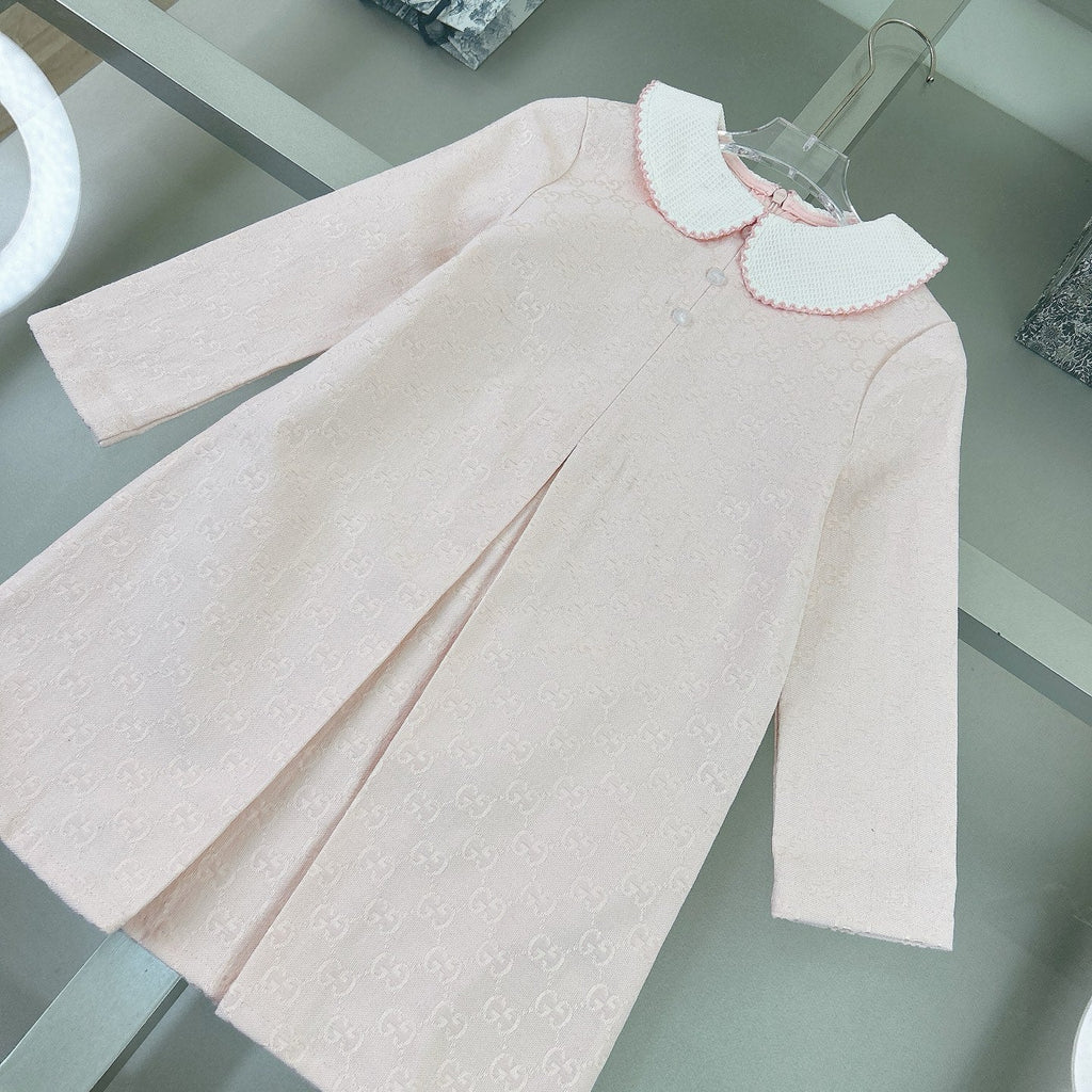 Peter Pan collar dress