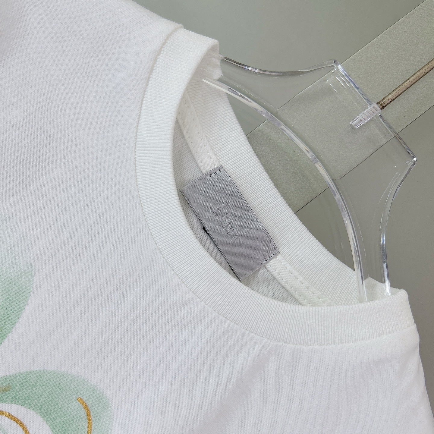 Classic embroidered midi skirt + casual T-shirt