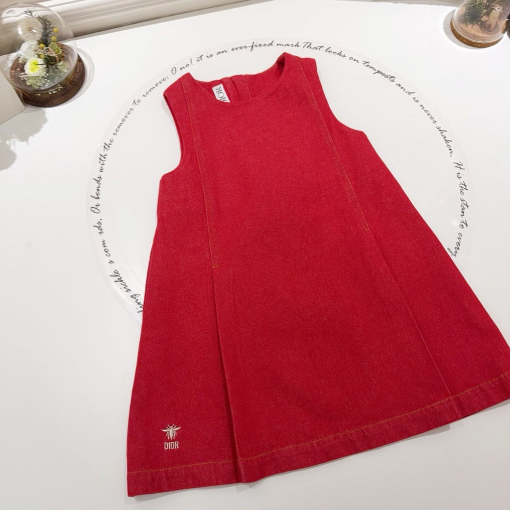 red dress
