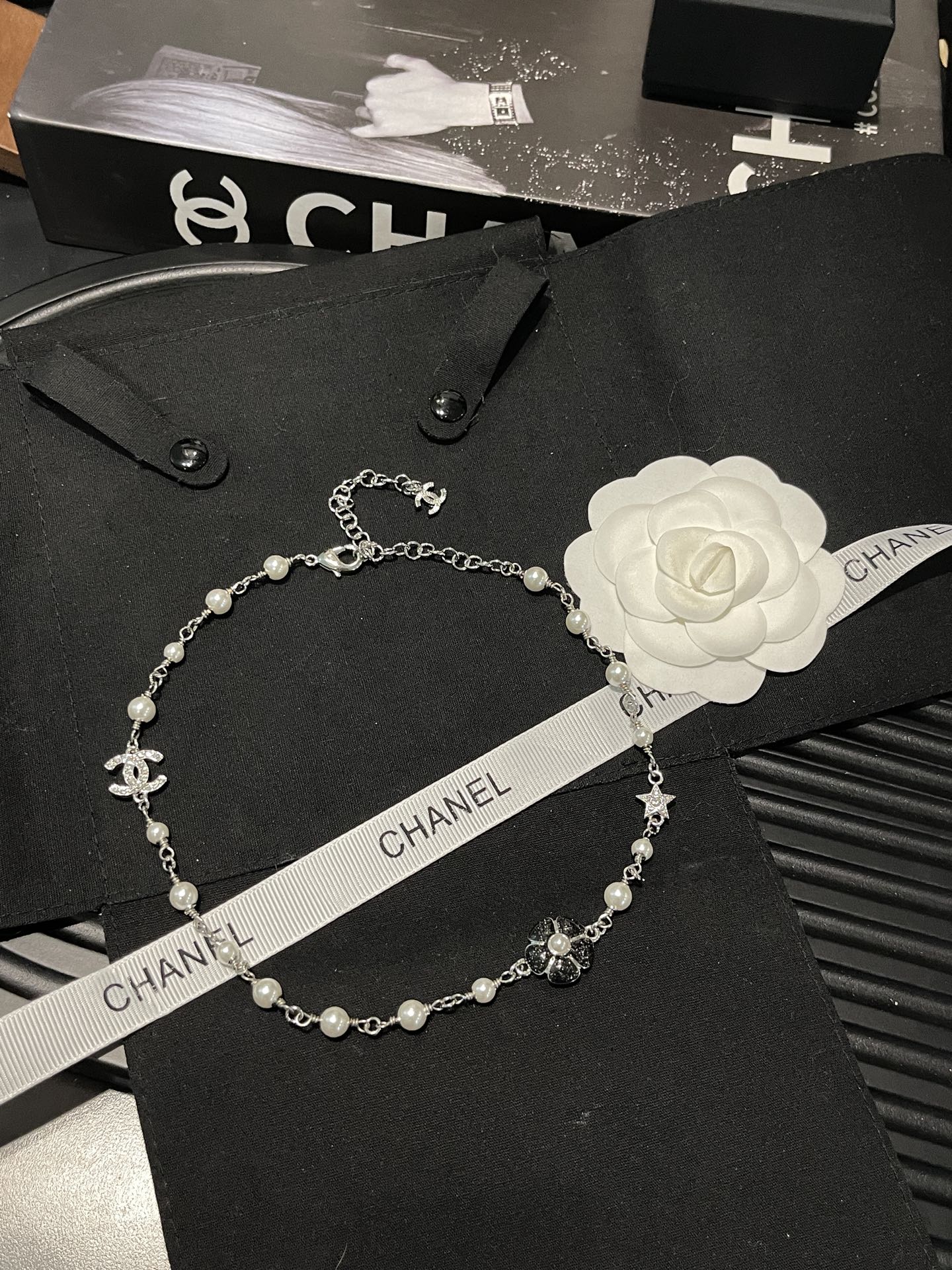 Starry Pearl Necklace