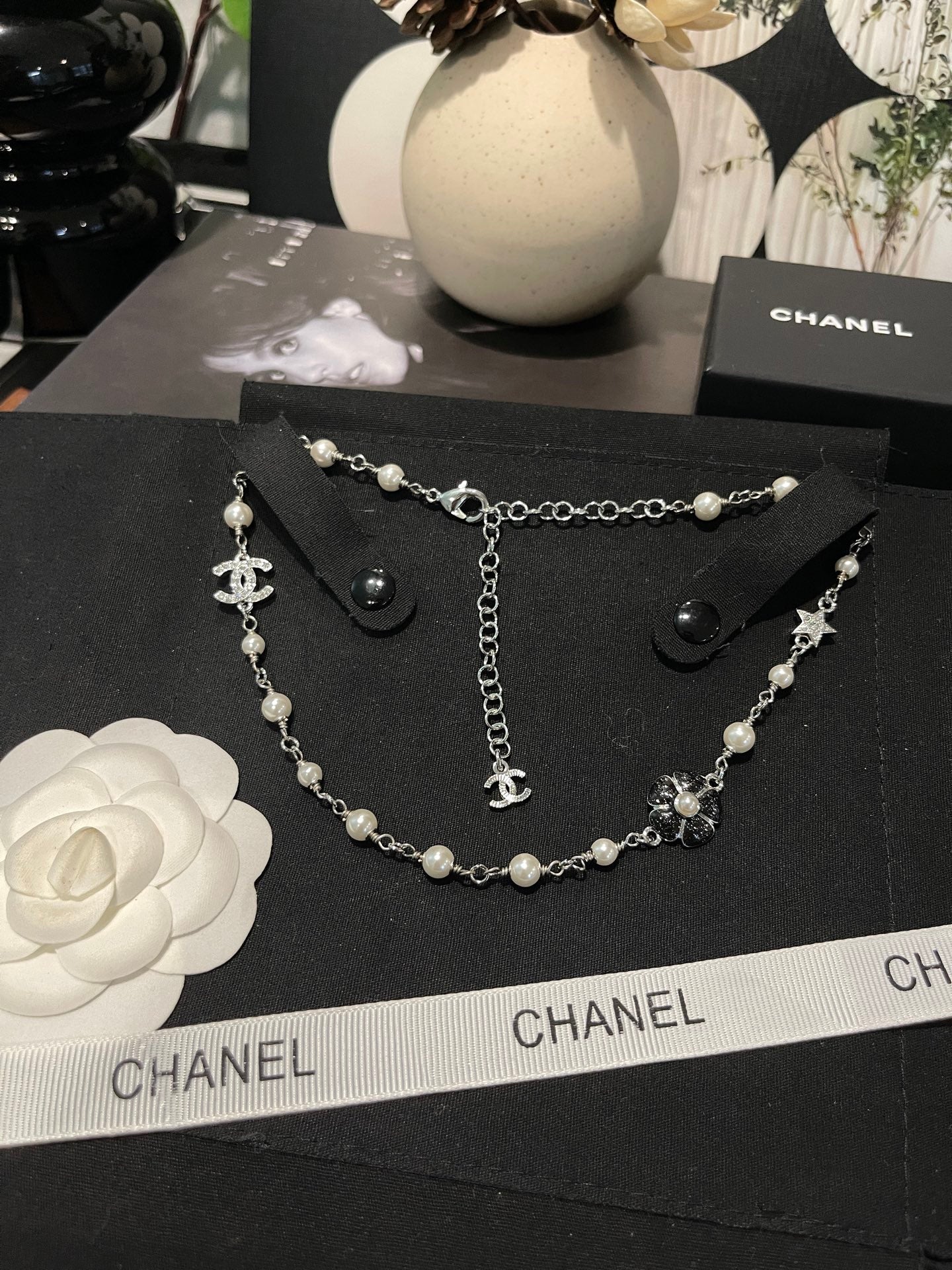 Starry Pearl Necklace