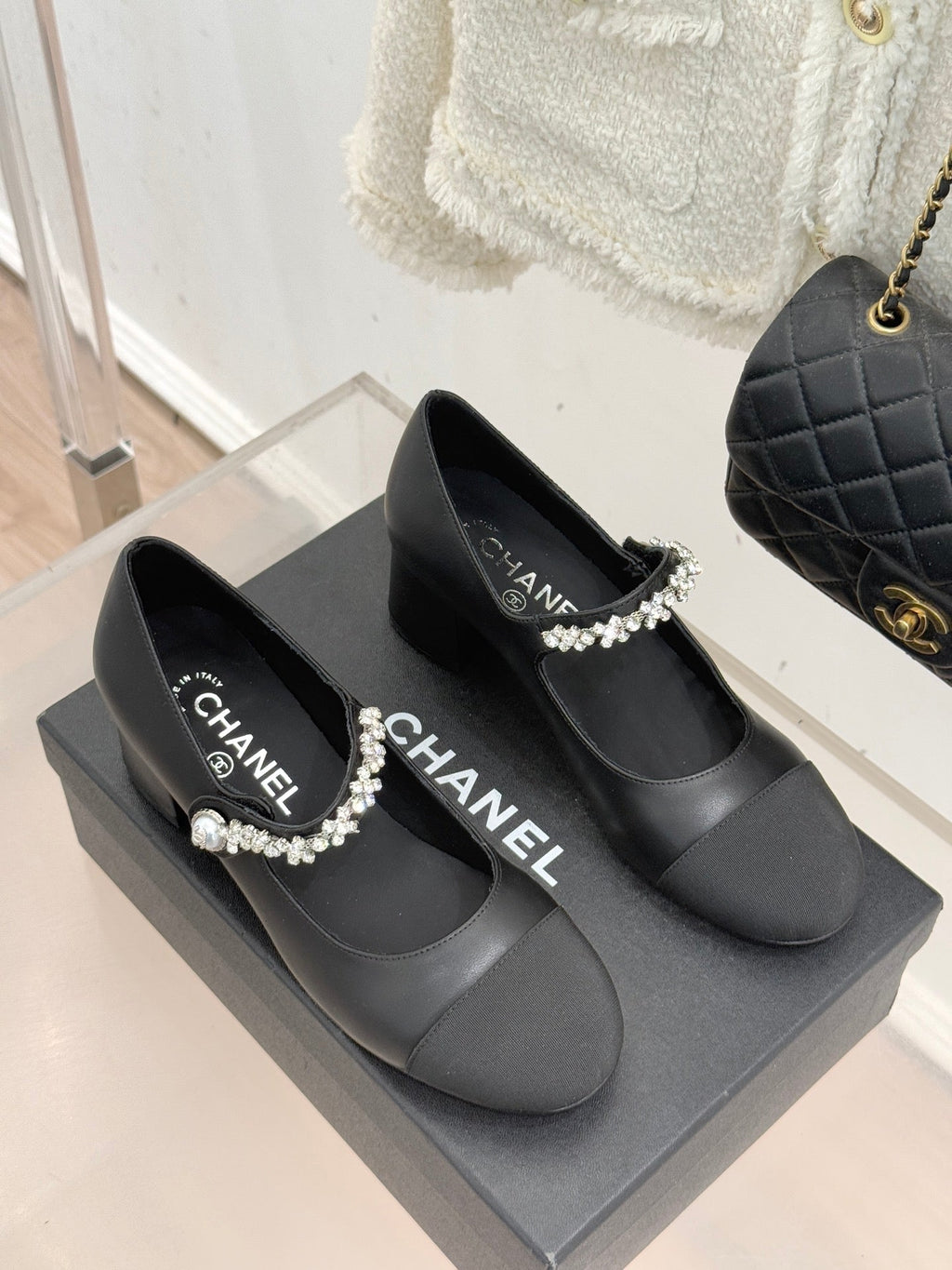 Mary Jane High heel