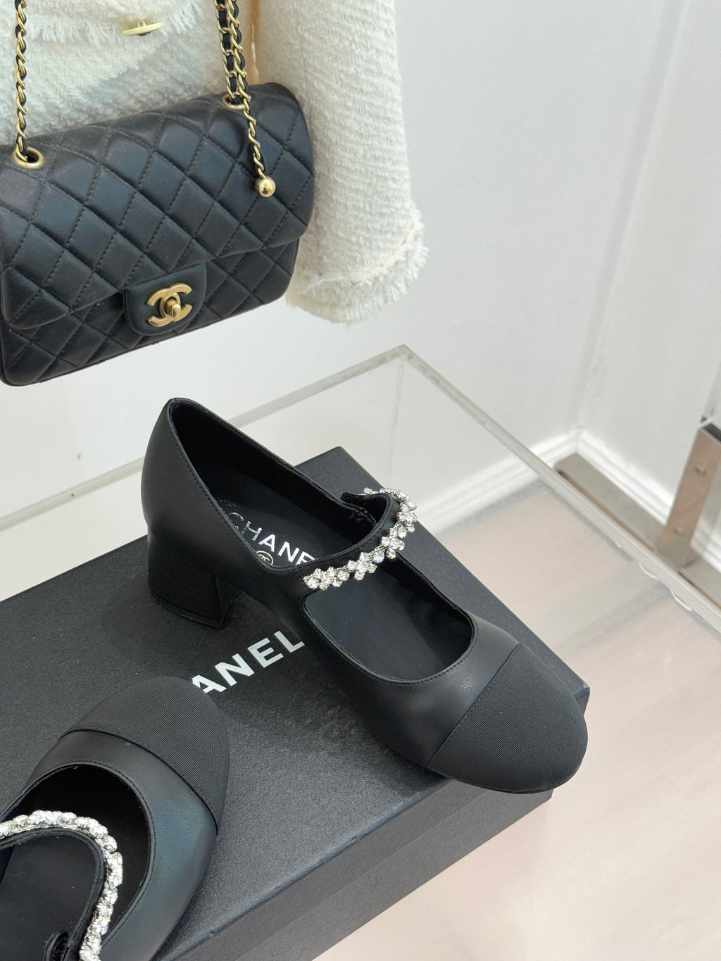 Mary Jane High heel