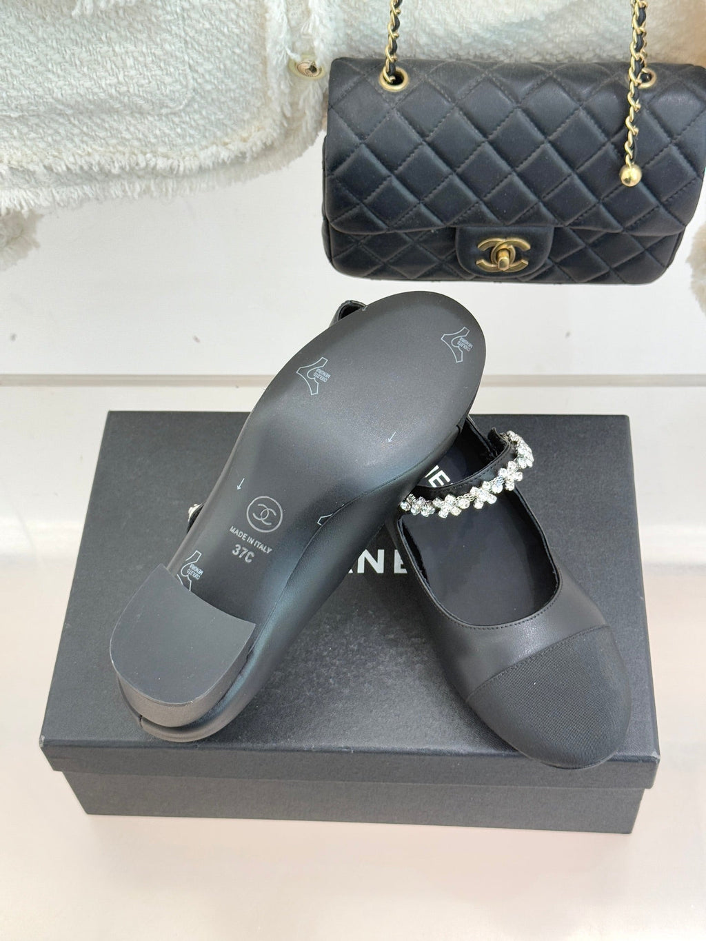 Mary Jane High heel