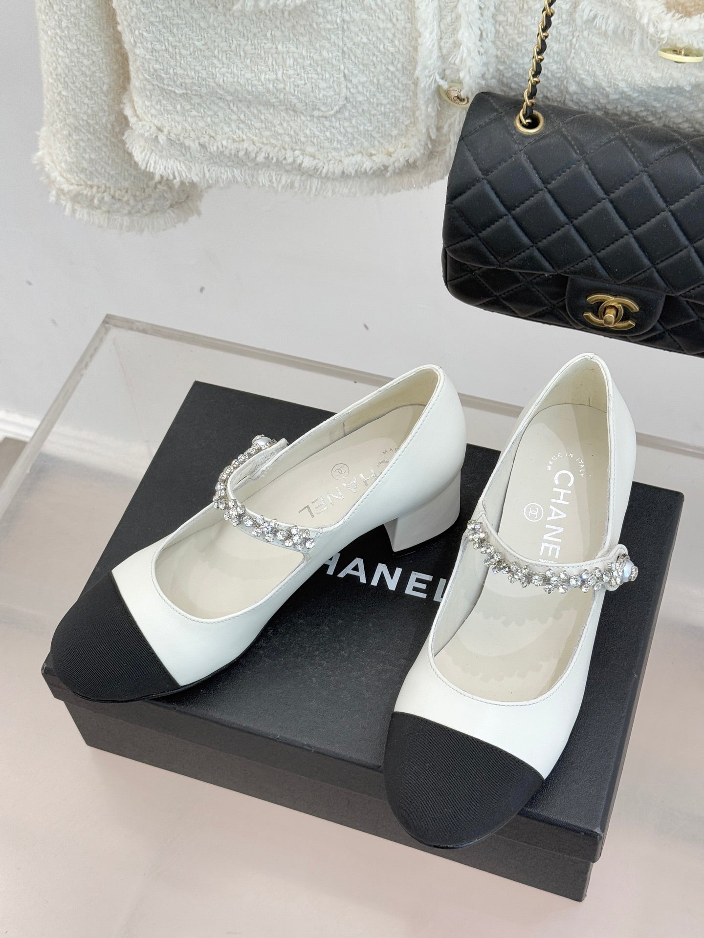 Mary Jane High heel