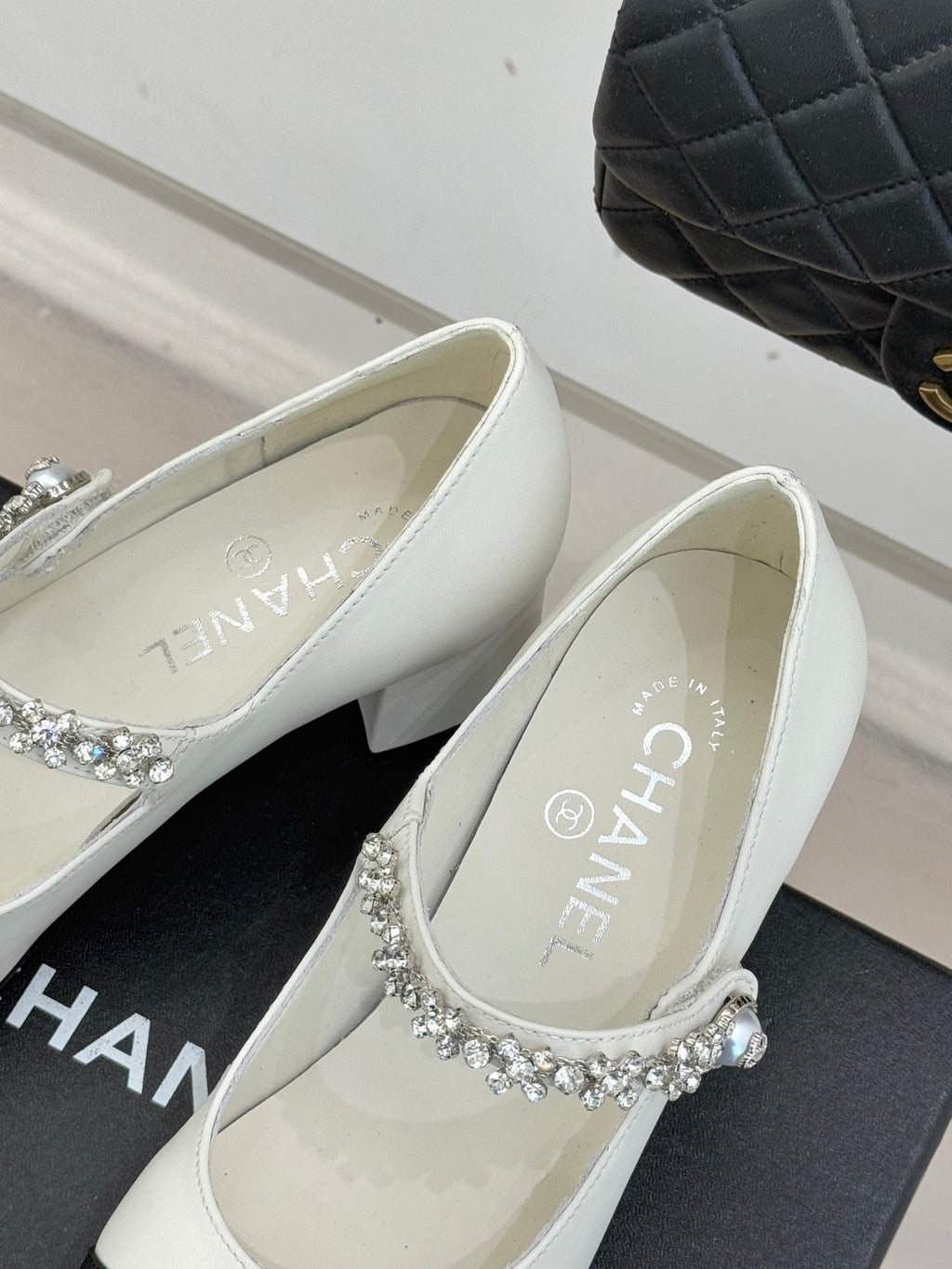 Mary Jane High heel