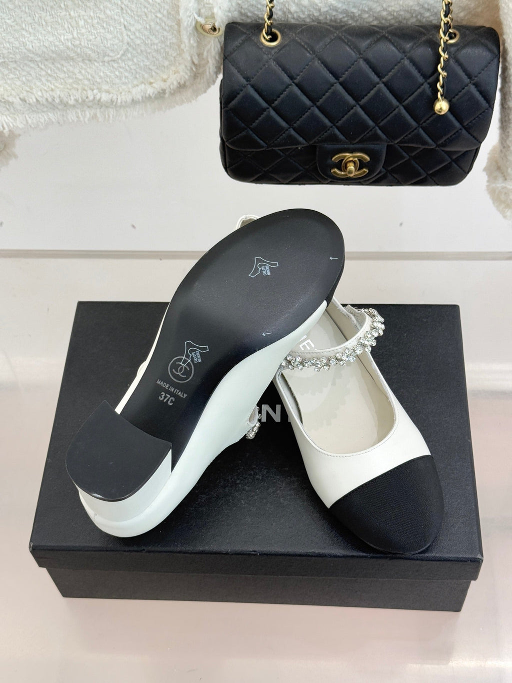 Mary Jane High heel