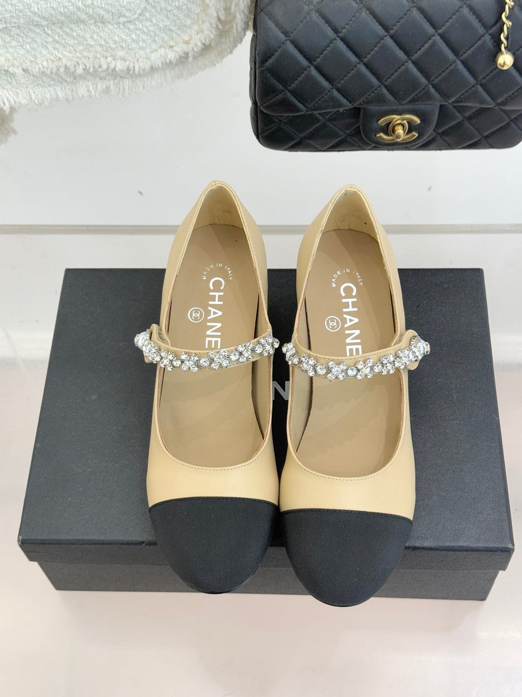 Mary Jane High heel