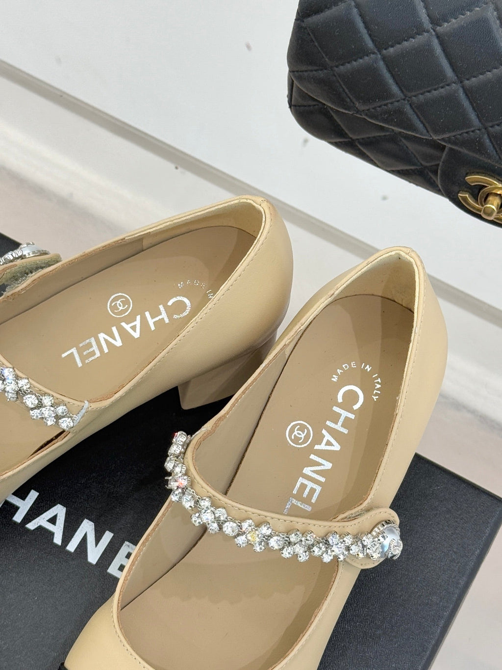 Mary Jane High heel