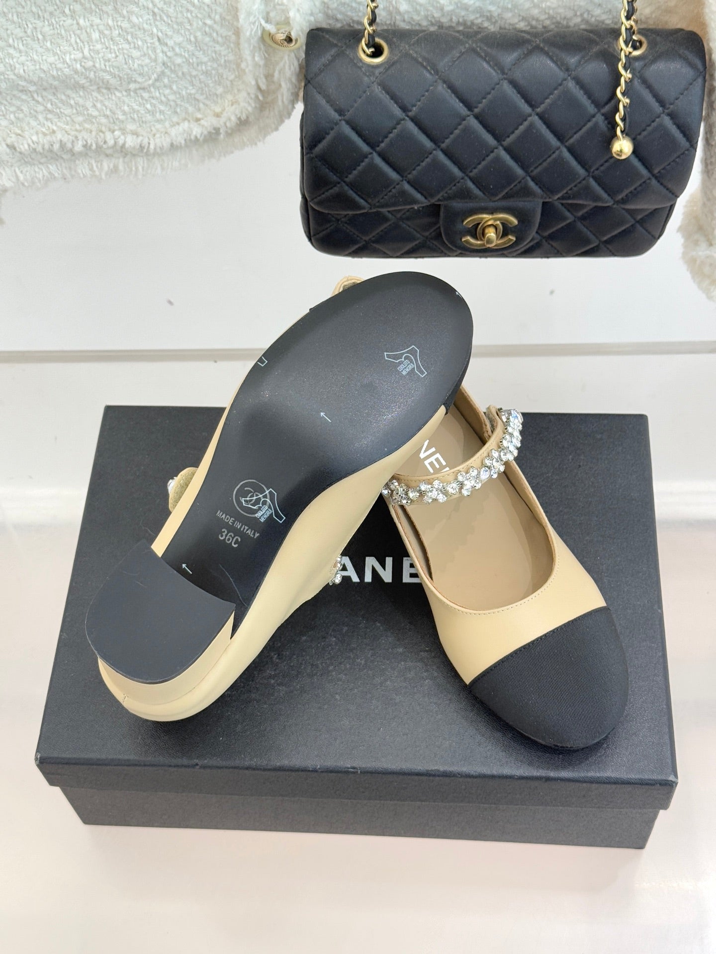 Mary Jane High heel