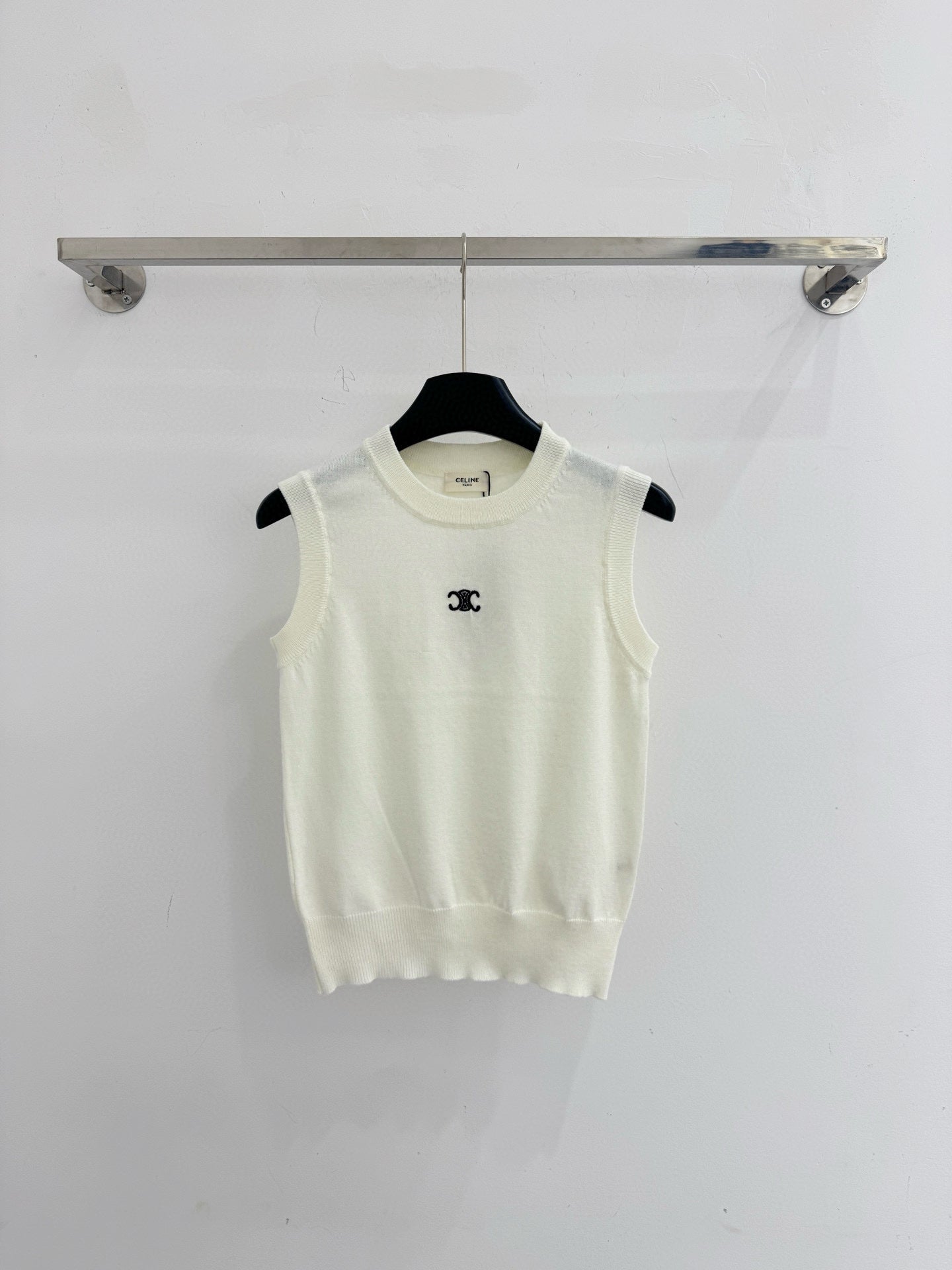Sleeveless Crew Neck Vest