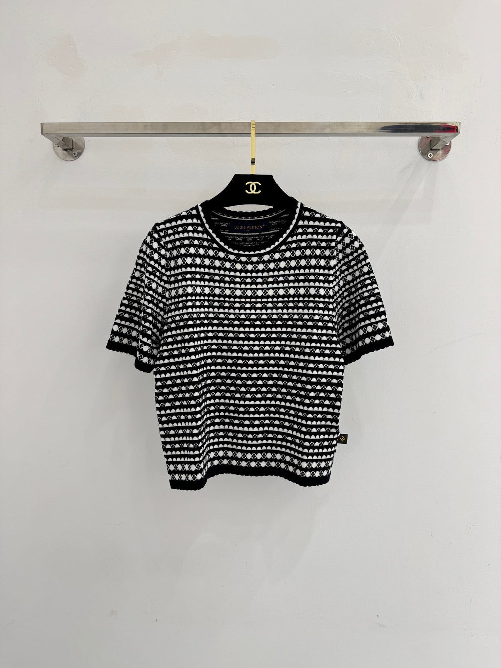 Color-blocked striped short-sleeved shirt