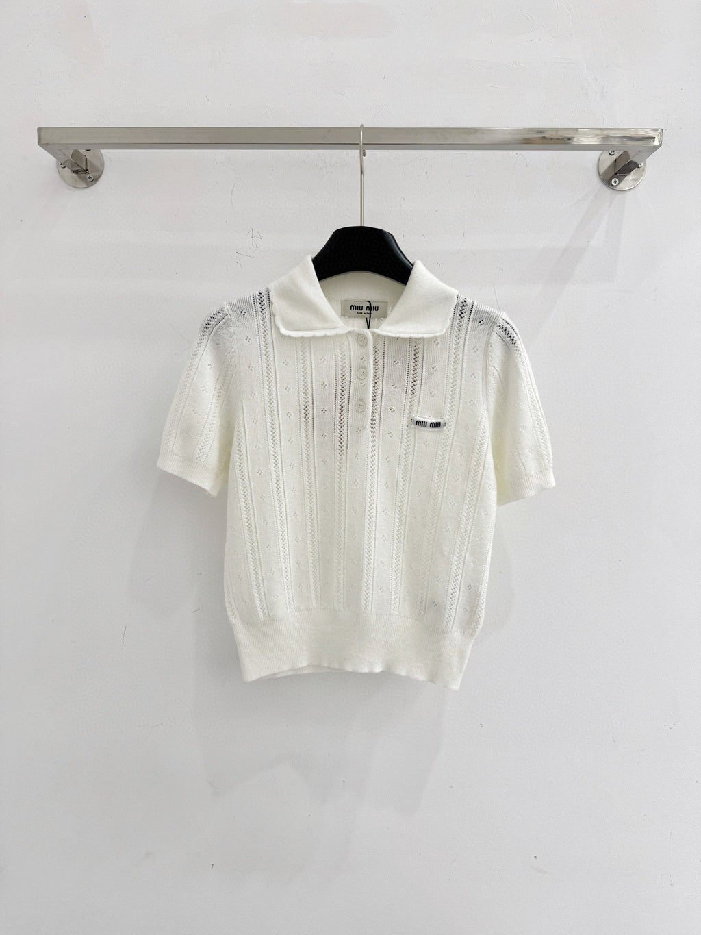 Short-sleeved knitwear