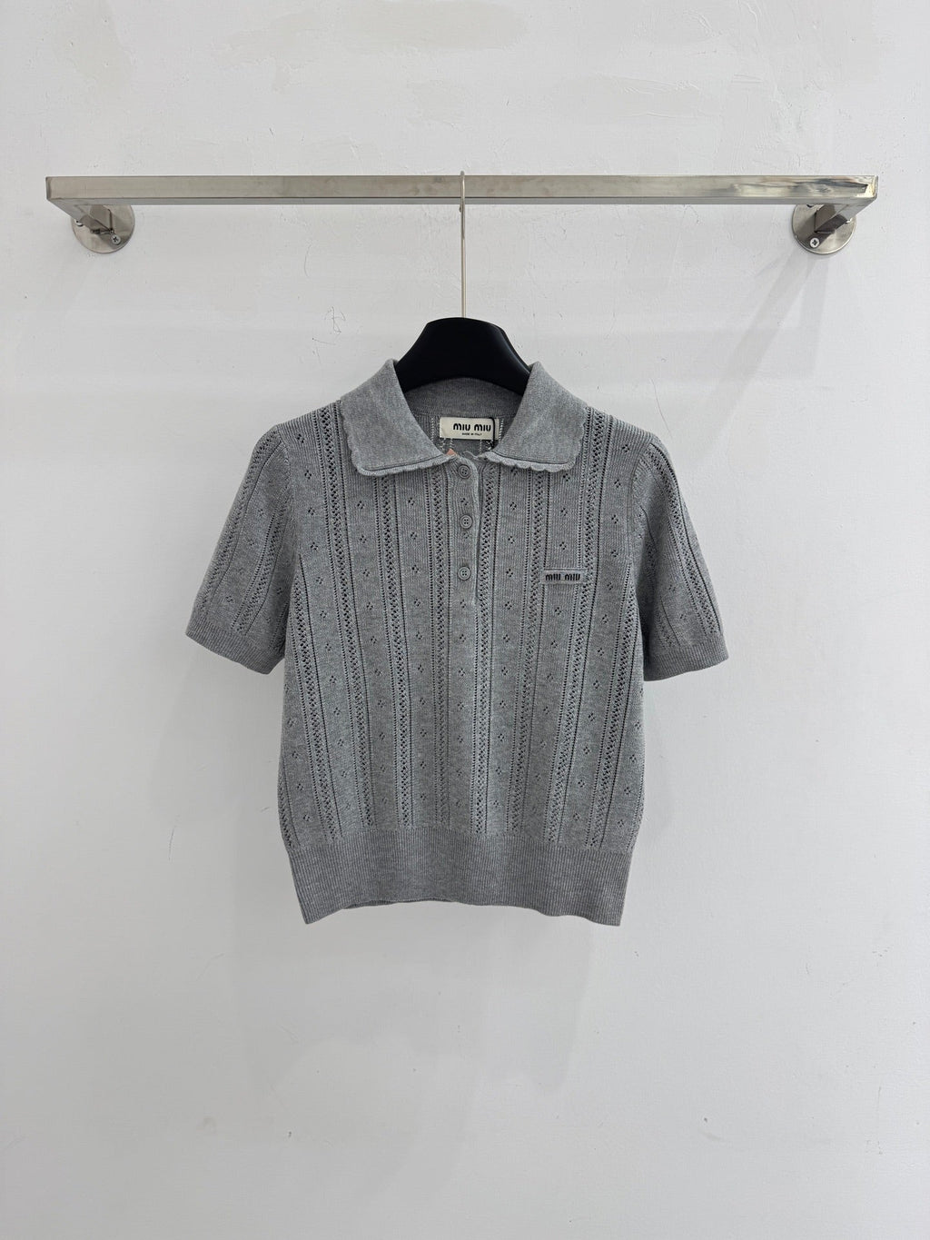 Short-sleeved knitwear