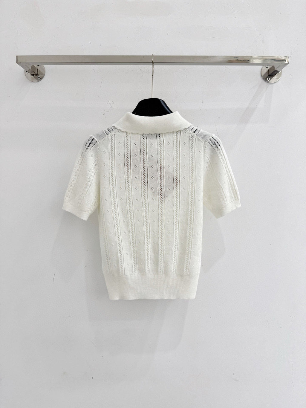 Short-sleeved knitwear