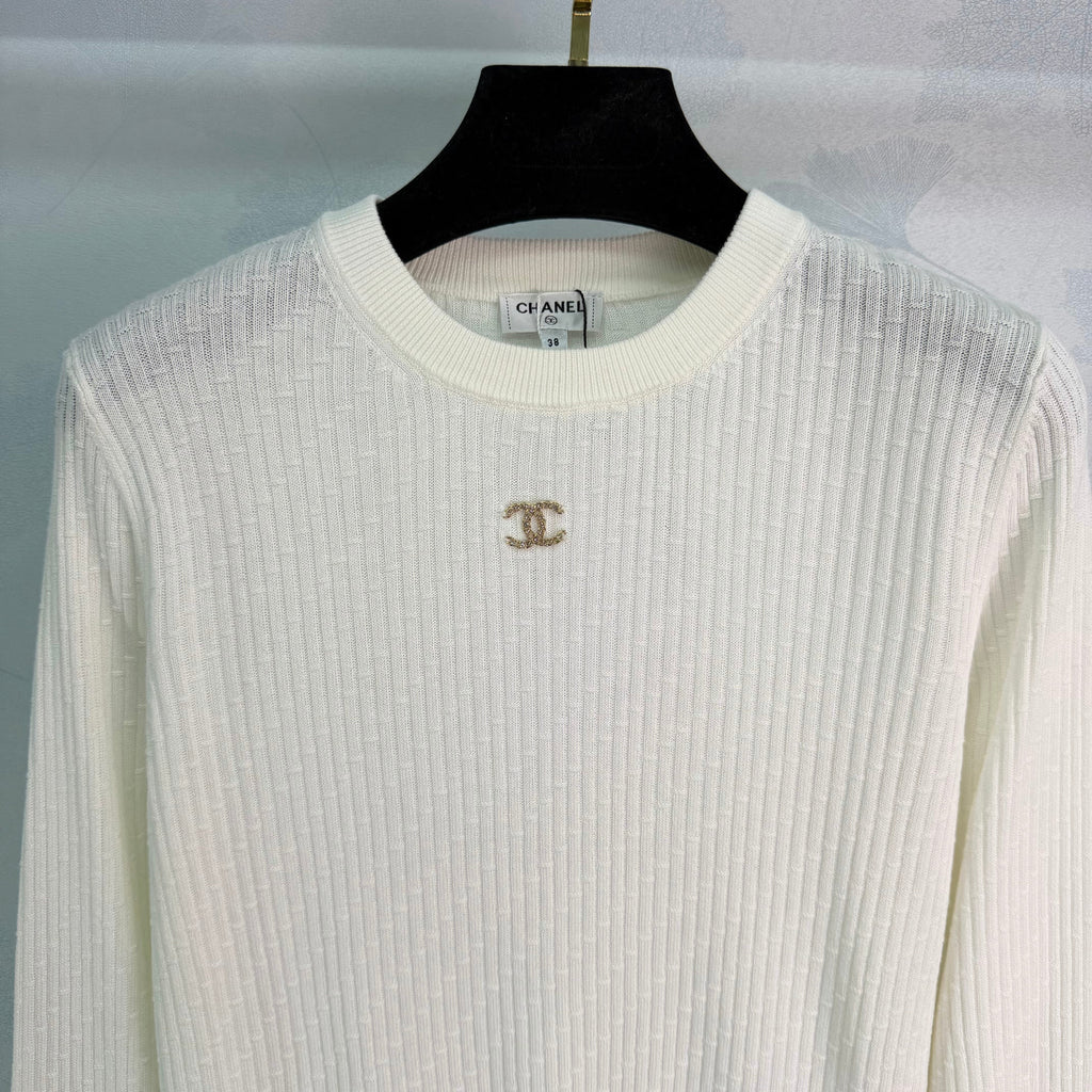 Classic ribbed knit sweater