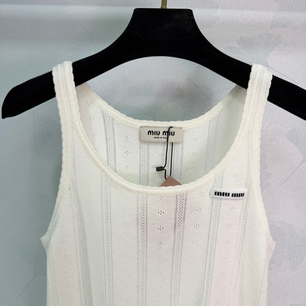 New Knitted Vest