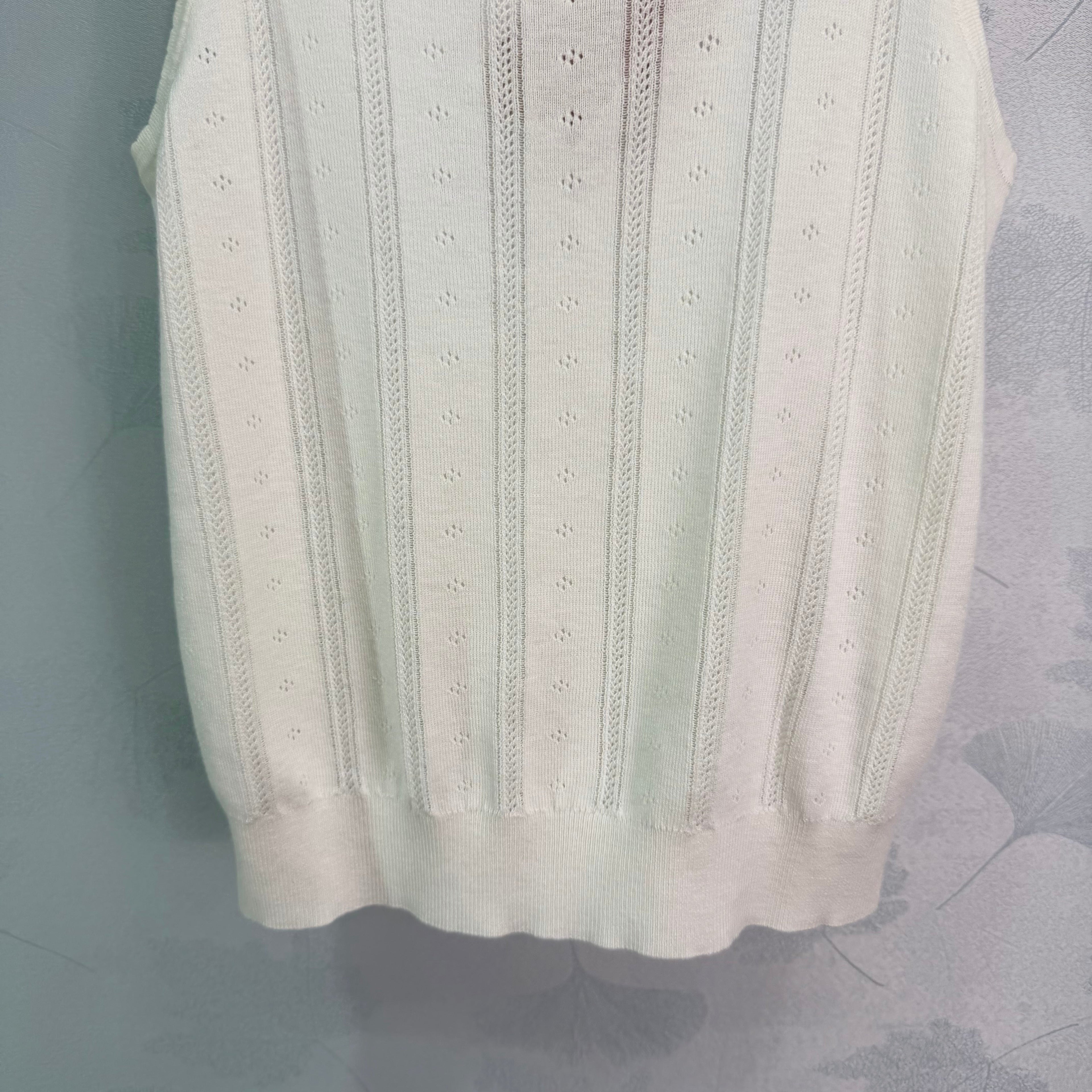 New Knitted Vest