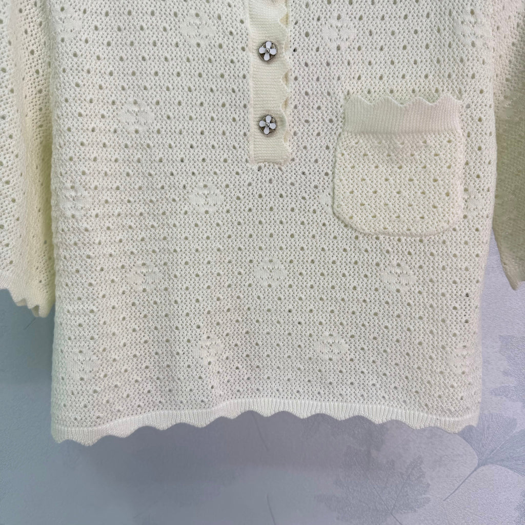Short-sleeved top with openwork lace trim