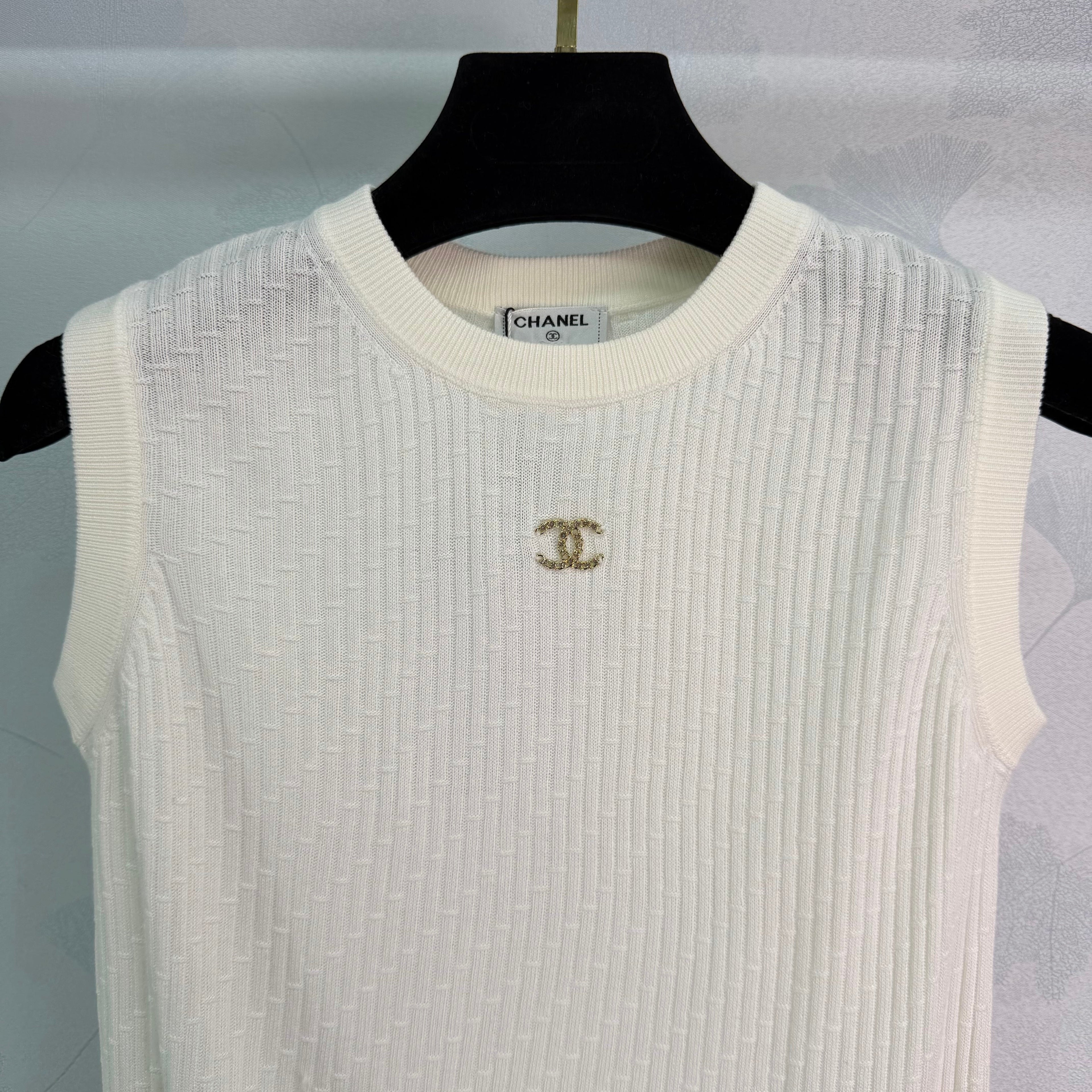Vertical striped knit vest