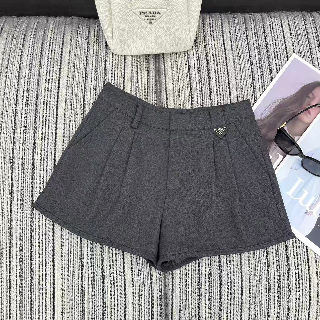 Suit shorts