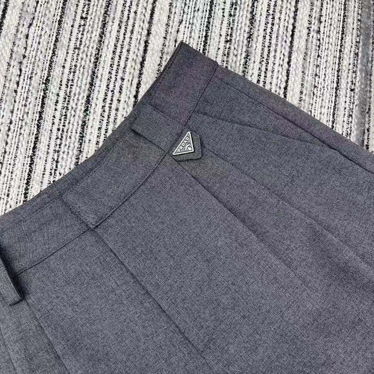 Suit shorts
