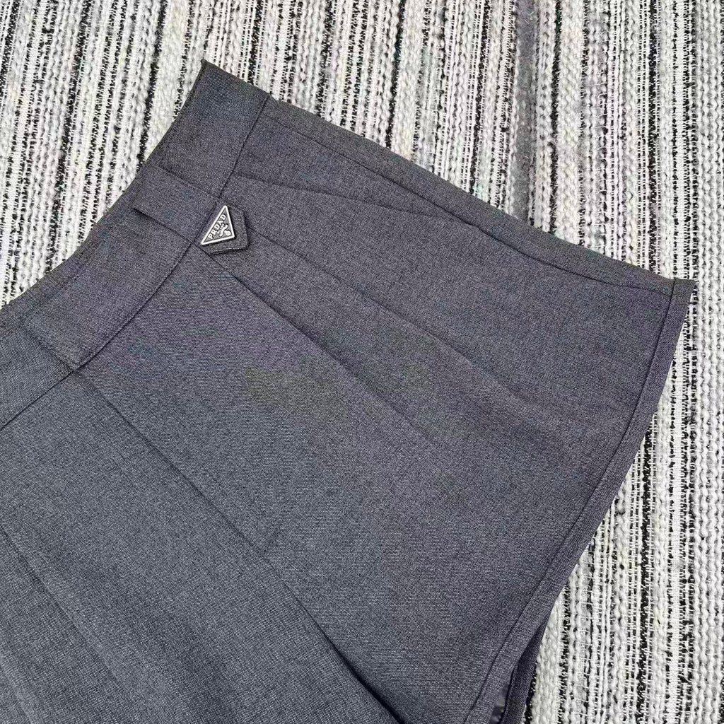 Suit shorts