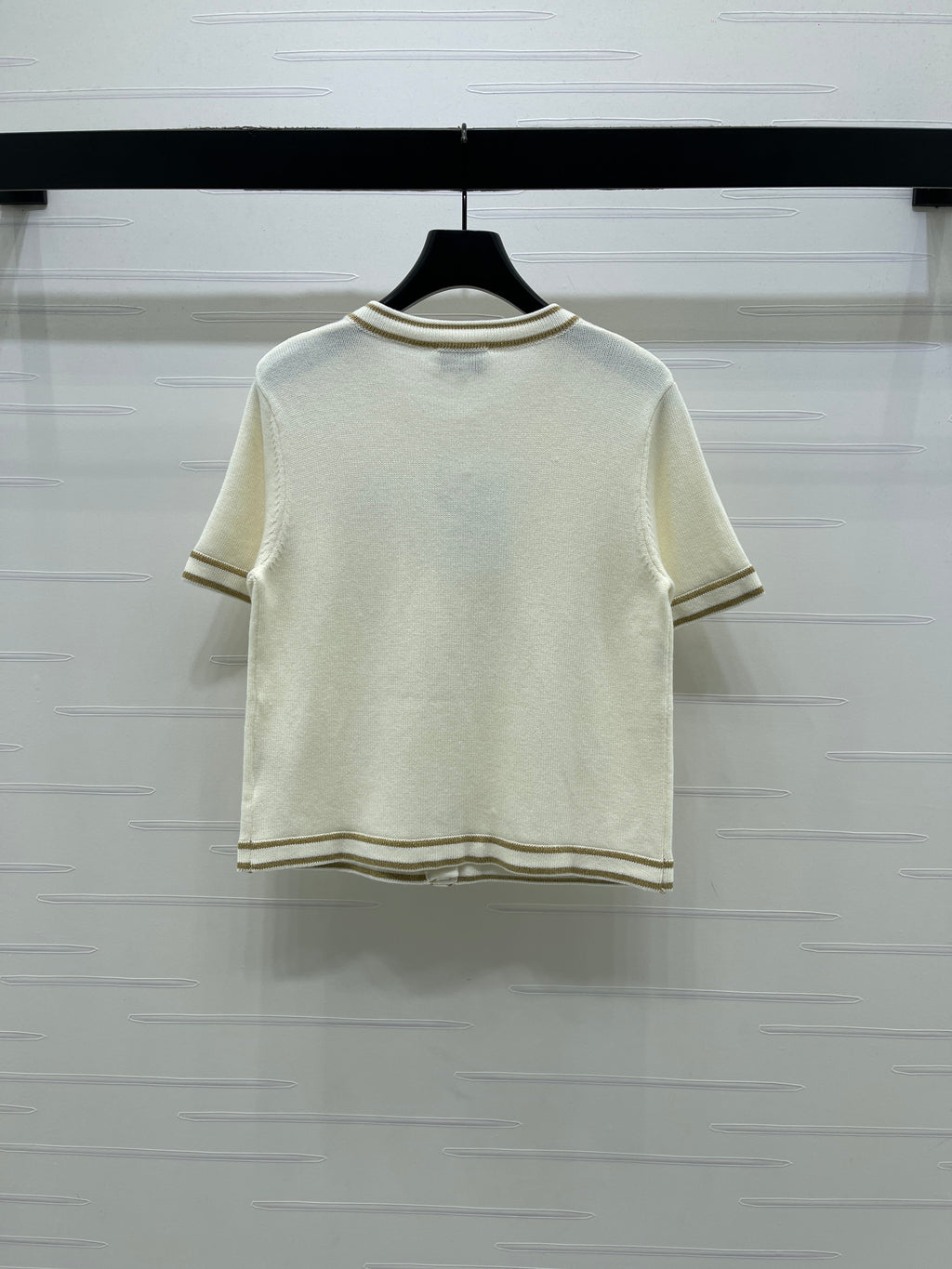 Gold-trimmed Crew Neck Knitted Short-Sleeve Cardigan
