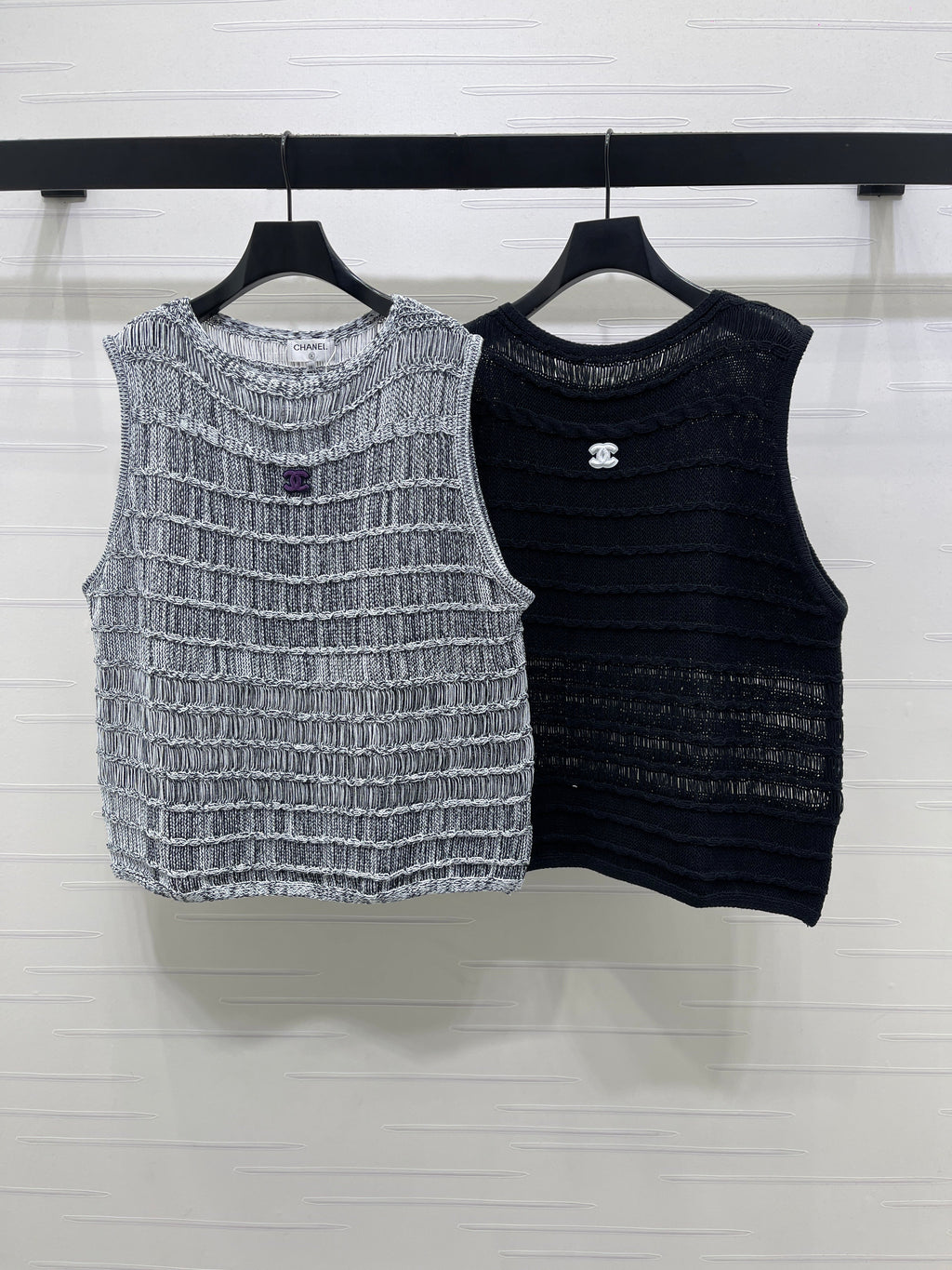 Knitted Crew Neck Vest