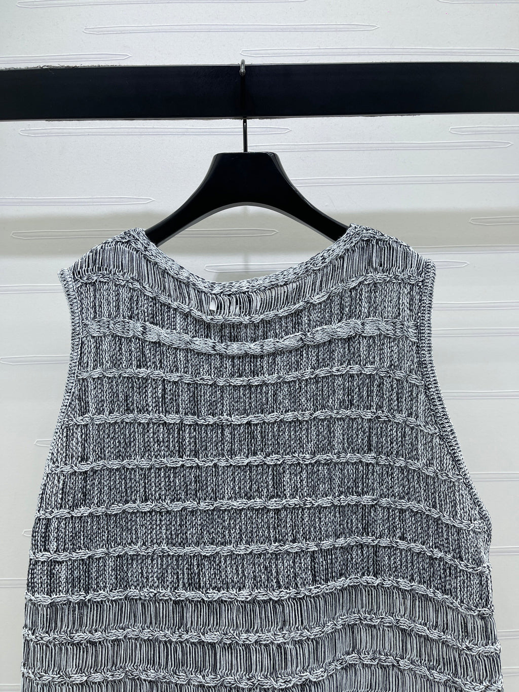 Knitted Crew Neck Vest