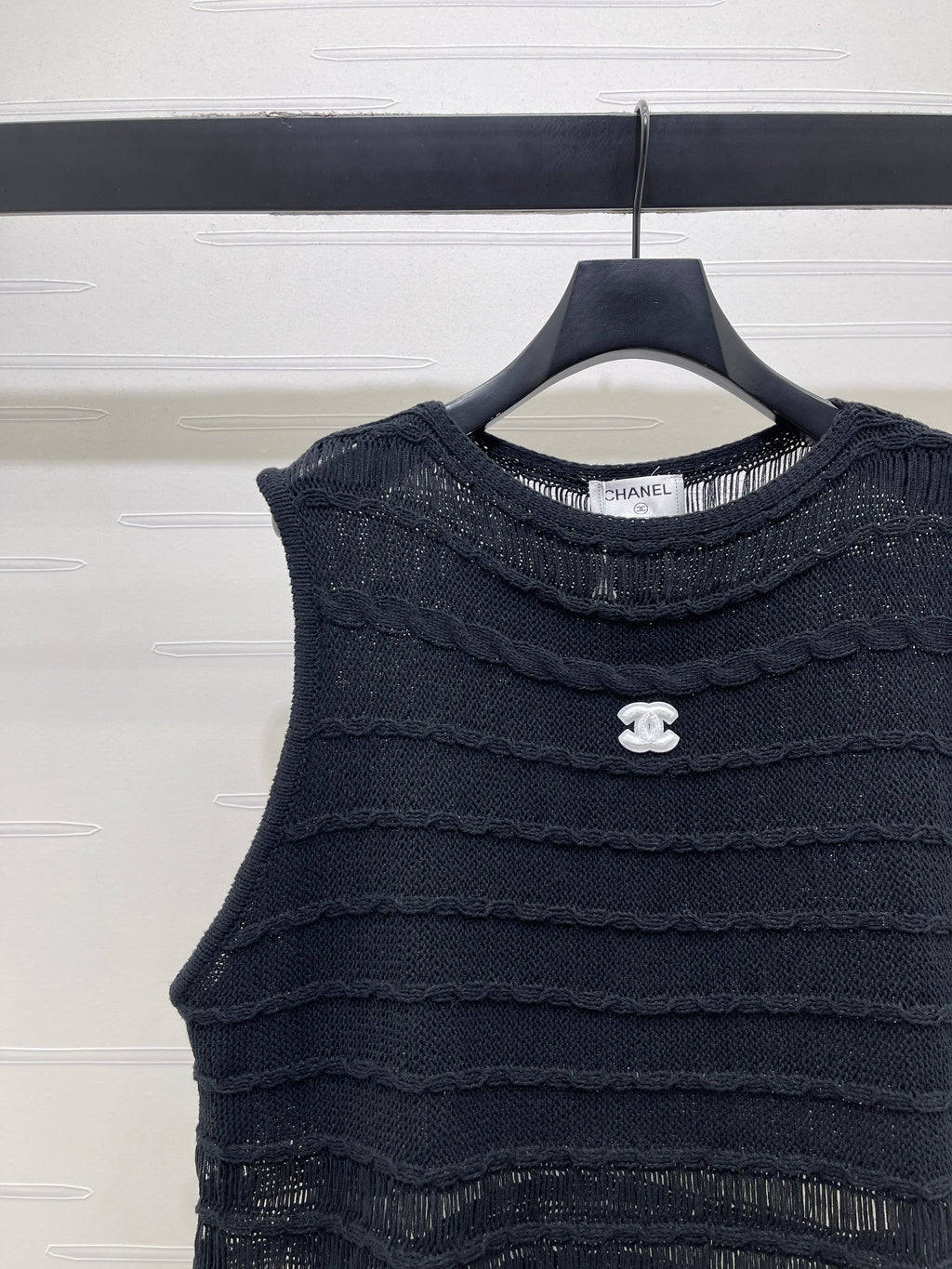 Knitted Crew Neck Vest