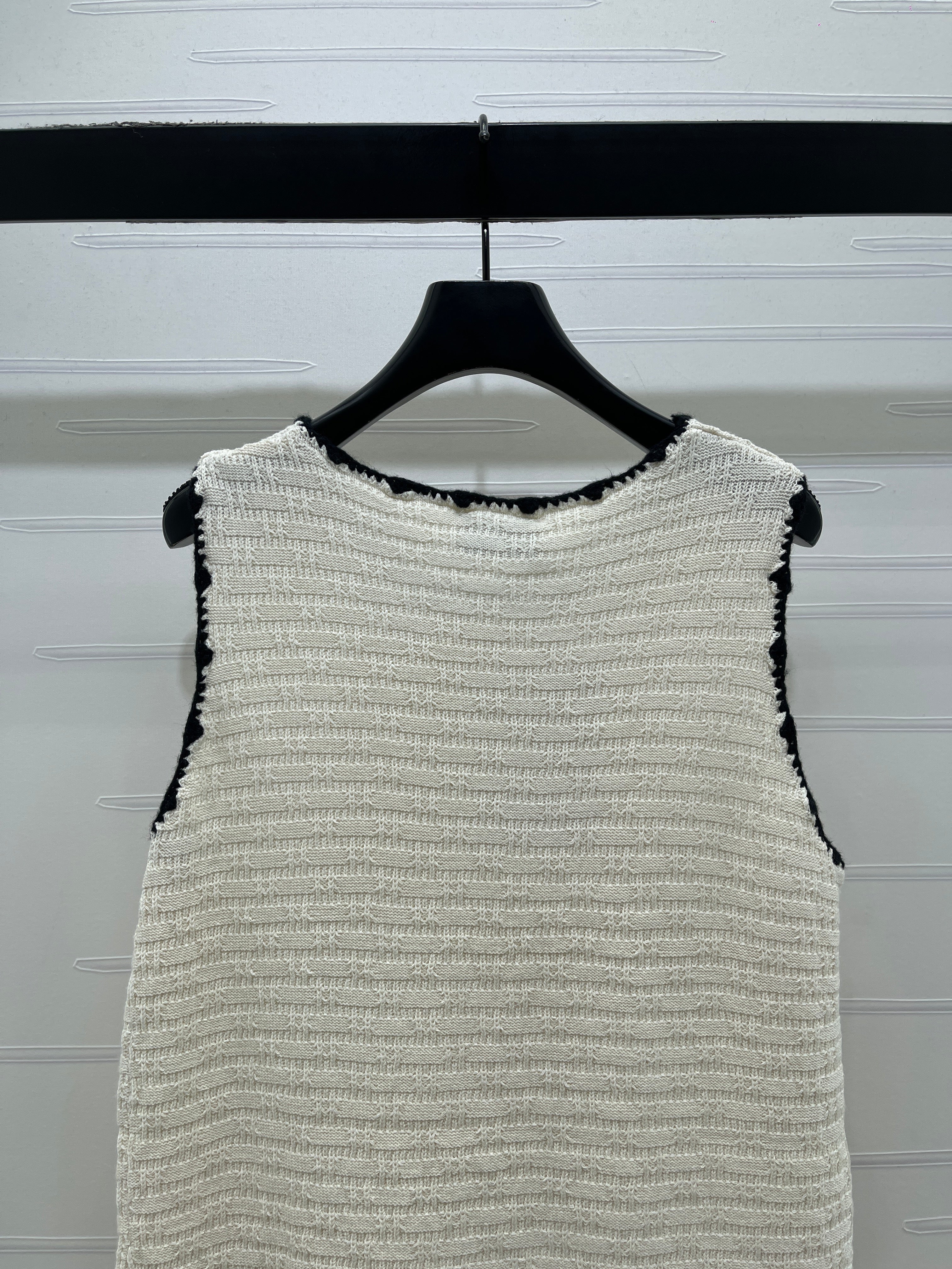 Color-blocked woven round neck knit vest dress