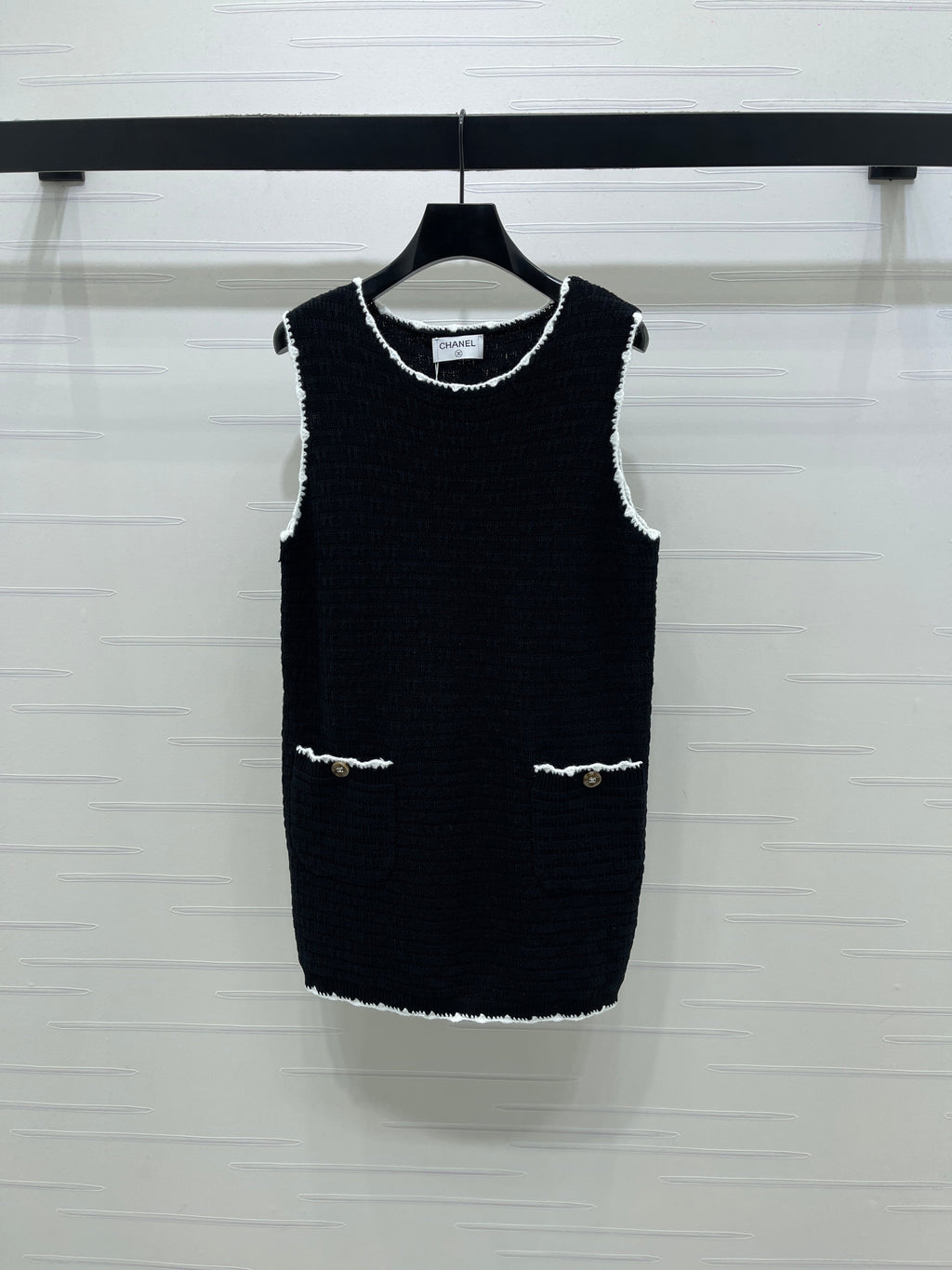 Color-blocked woven round neck knit vest dress