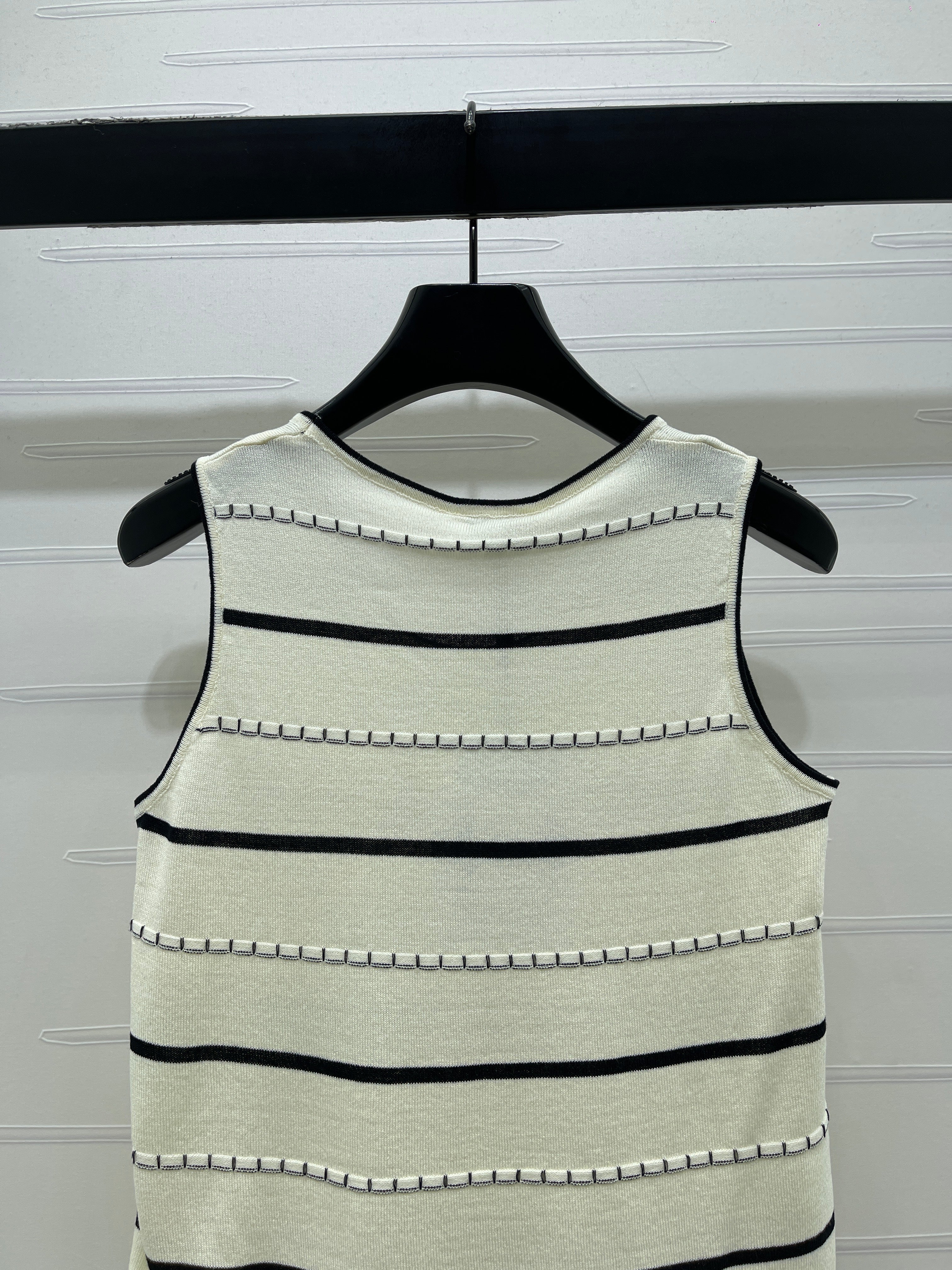 Knitted Striped Vest