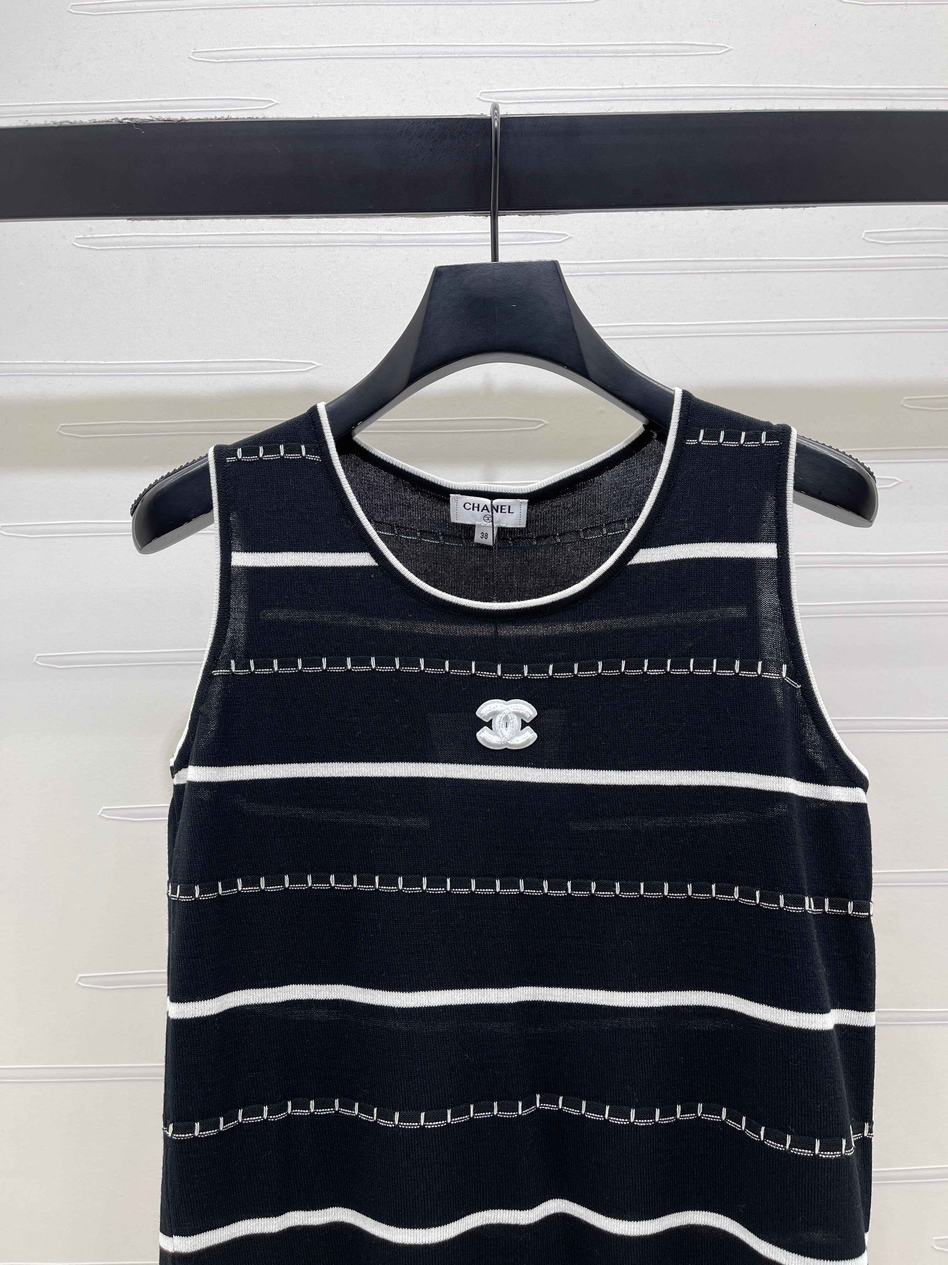 Knitted Striped Vest