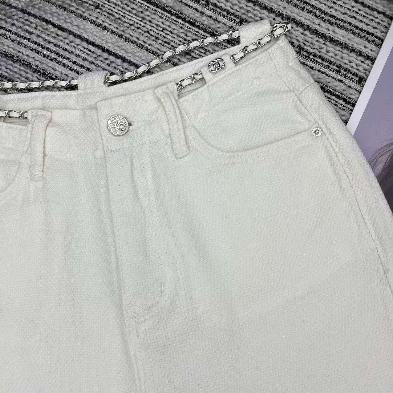 Straight-leg wide-leg trousers