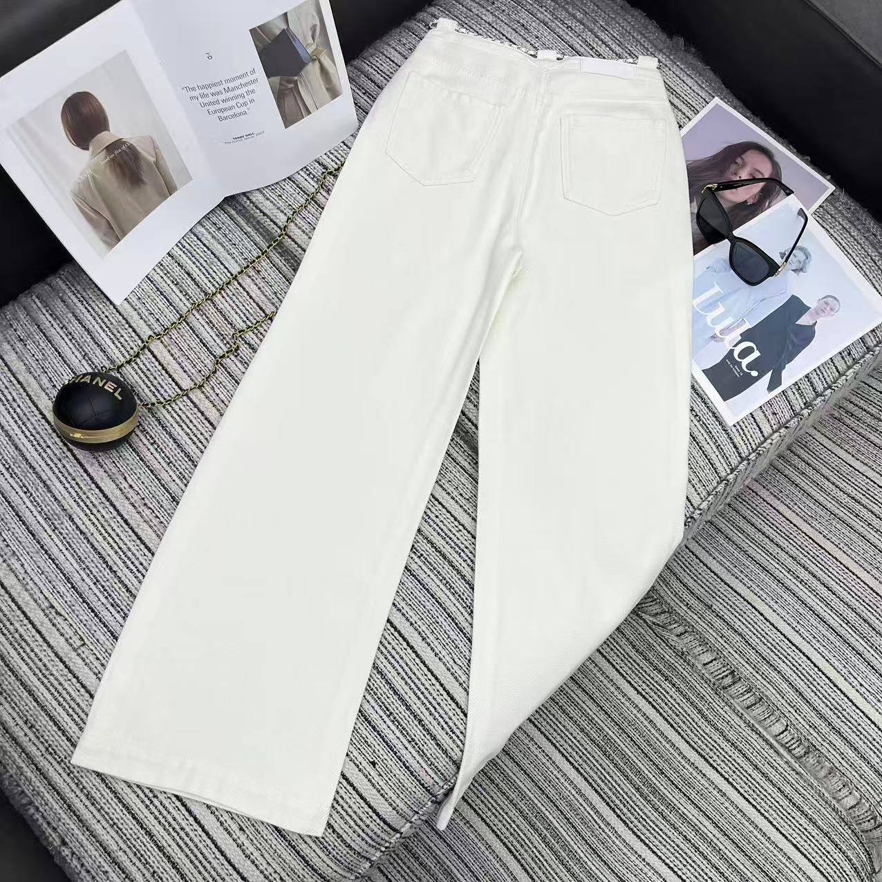 Straight-leg wide-leg trousers
