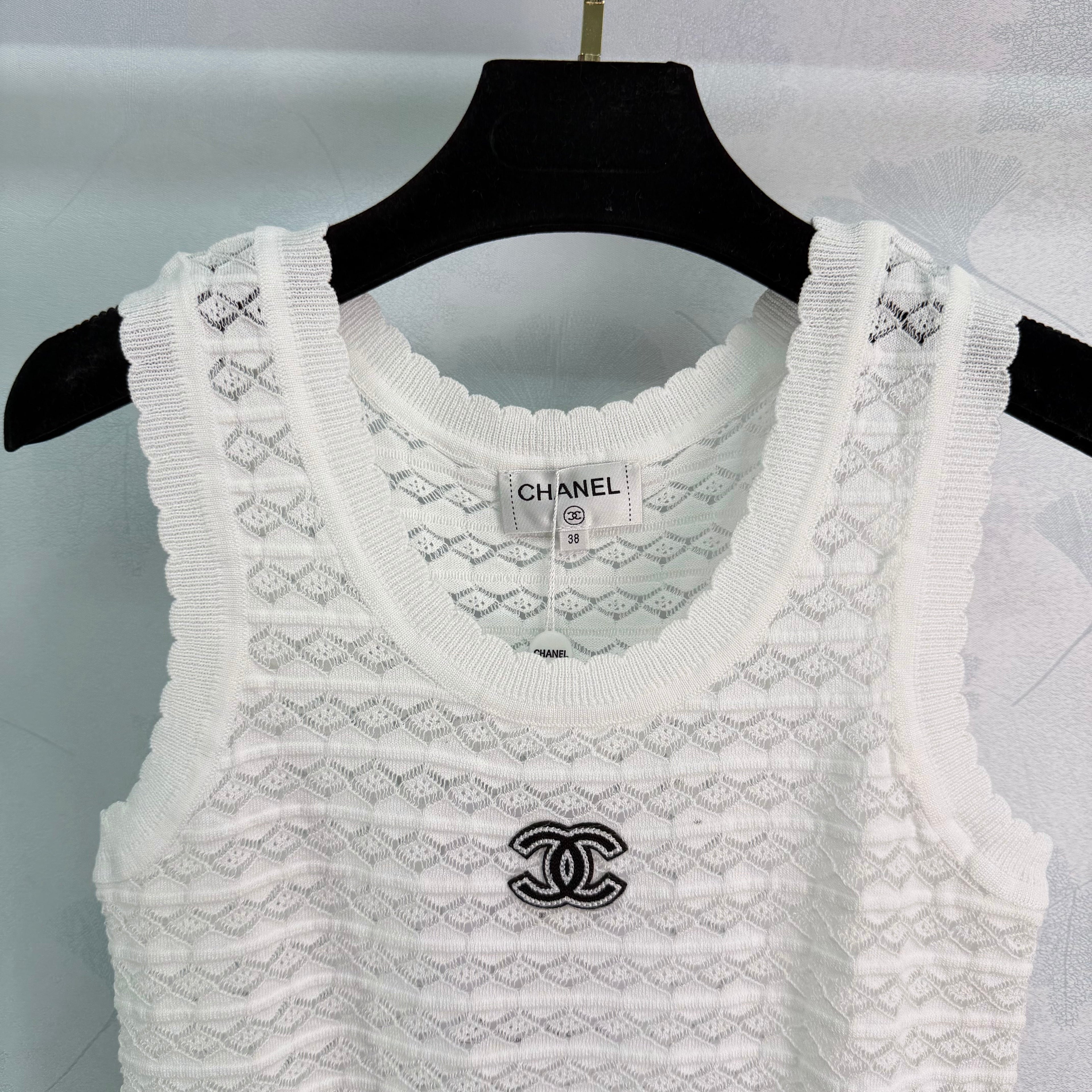 Knitted Openwork Vest